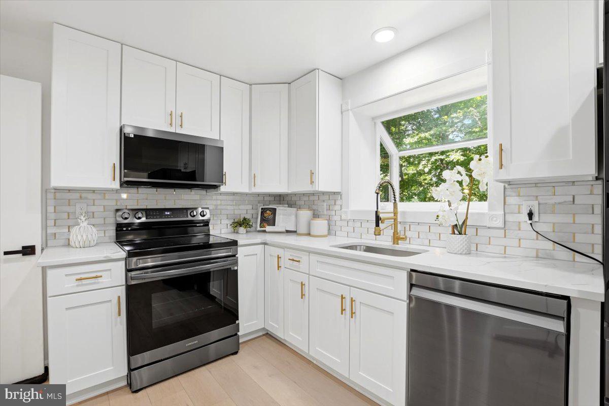 ORANGE HUNT ESTATES - Residential