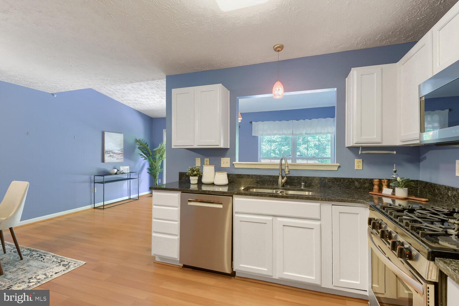 HARFORD TOWN - Residential