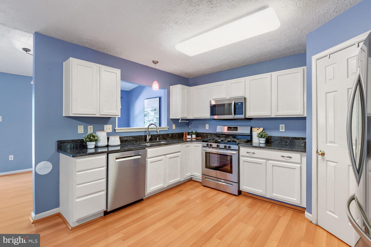 HARFORD TOWN - Residential
