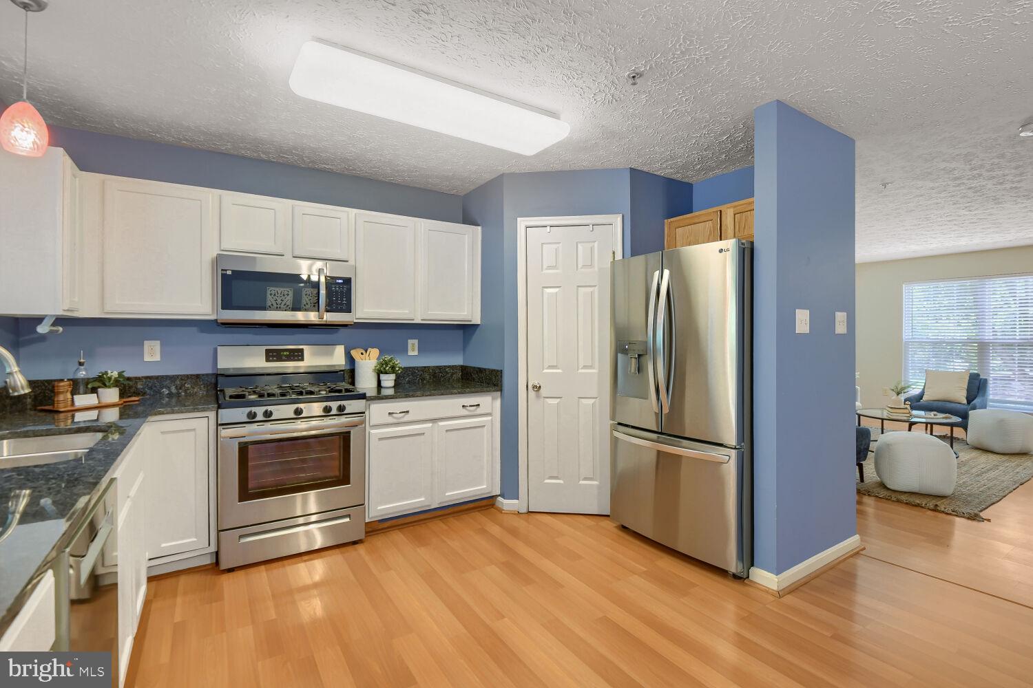 HARFORD TOWN - Residential