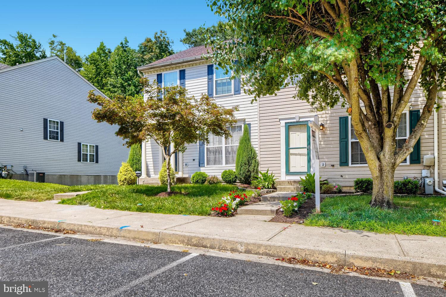 HARFORD TOWN - Residential