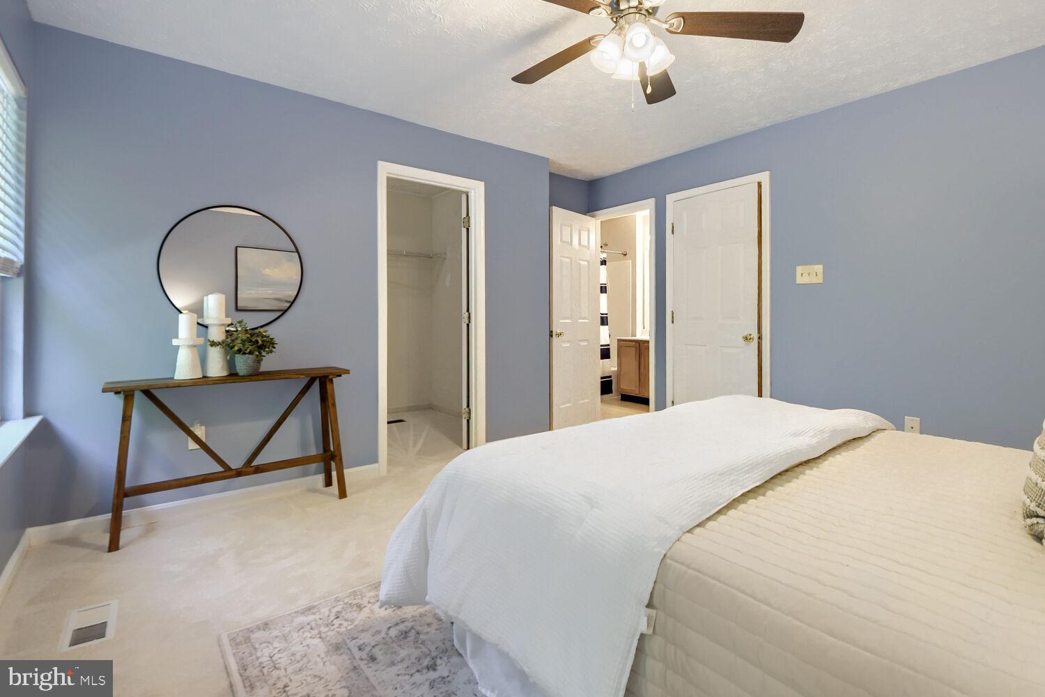 HARFORD TOWN - Residential