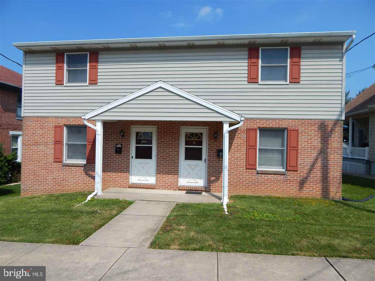 Great investment opportunity! New roof in 2017, new carpet and vinyl and fresh paint. Deck and off street parking for 4 cars. Full basement with laundry , outside entrance. Gas heat and central air conditioning.  New furnace in unit 42 in 2017.