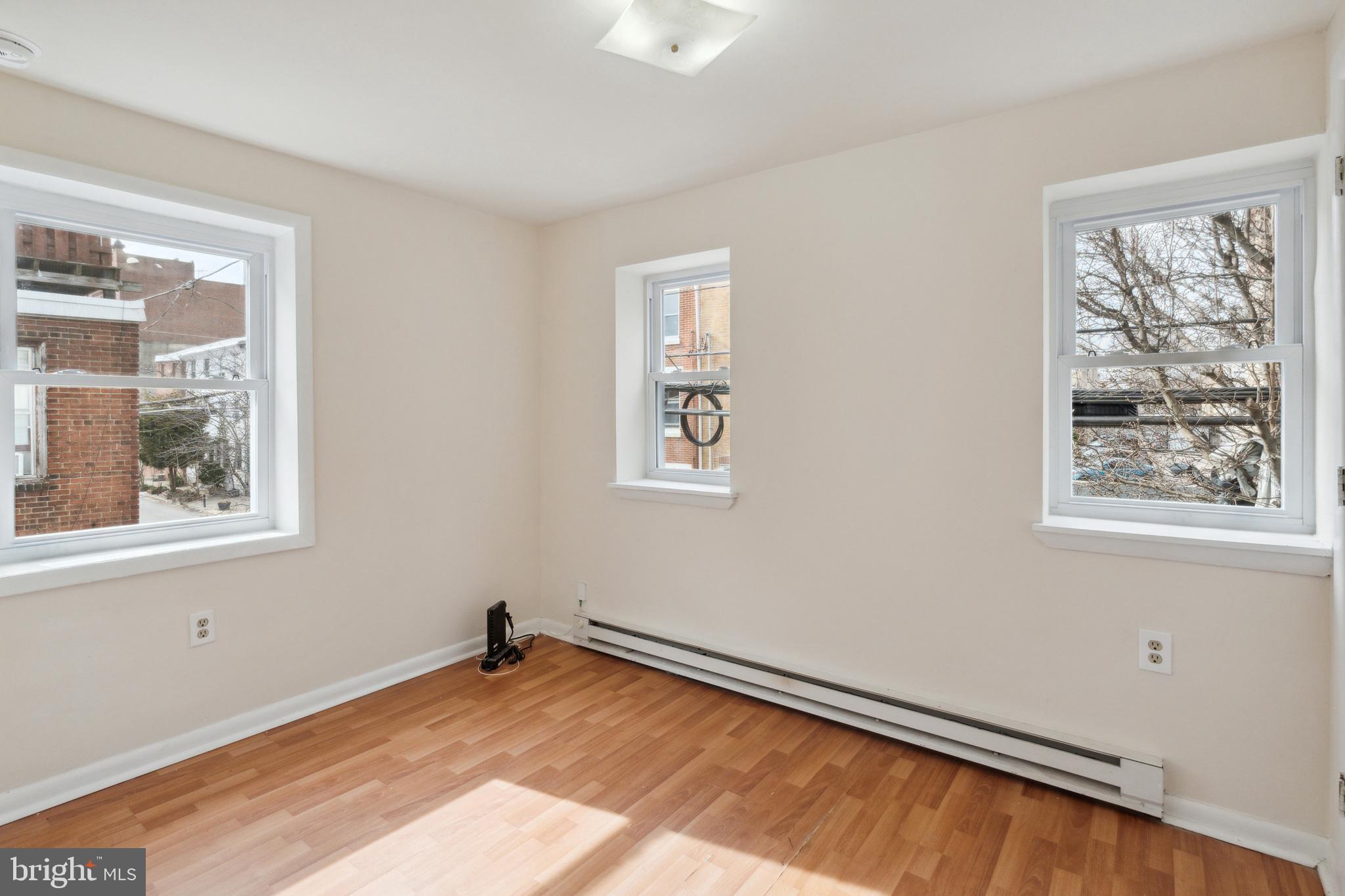 SOUTH KENSINGTON - Residential Lease