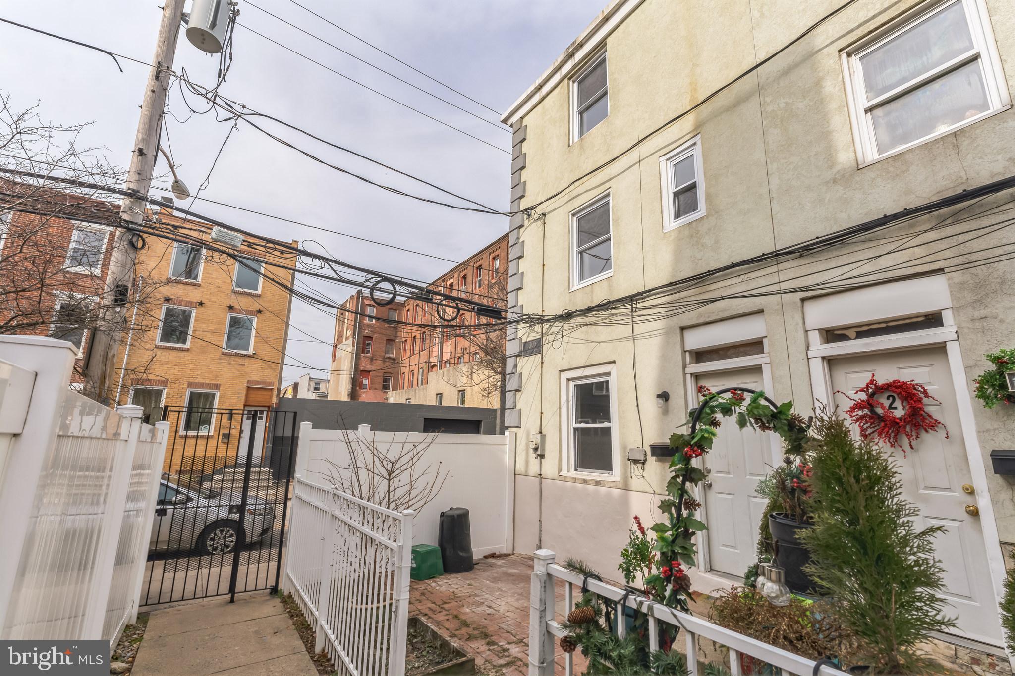 One bedroom trinity house with outdoor space, located steps from the incredible restaurants, coffee shops and all that the Northern Liberties/South Kensington/Fishtown area has to offer. Washer & dryer in unit. Tenant is responsible for electricity. Convenient to public transportation including the SEPTA Market Frankford line and Girard Avenue trolley.