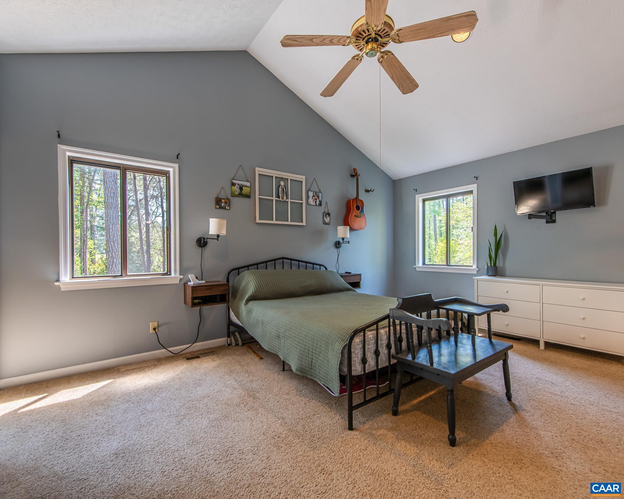 LAKE MONTICELLO - Residential