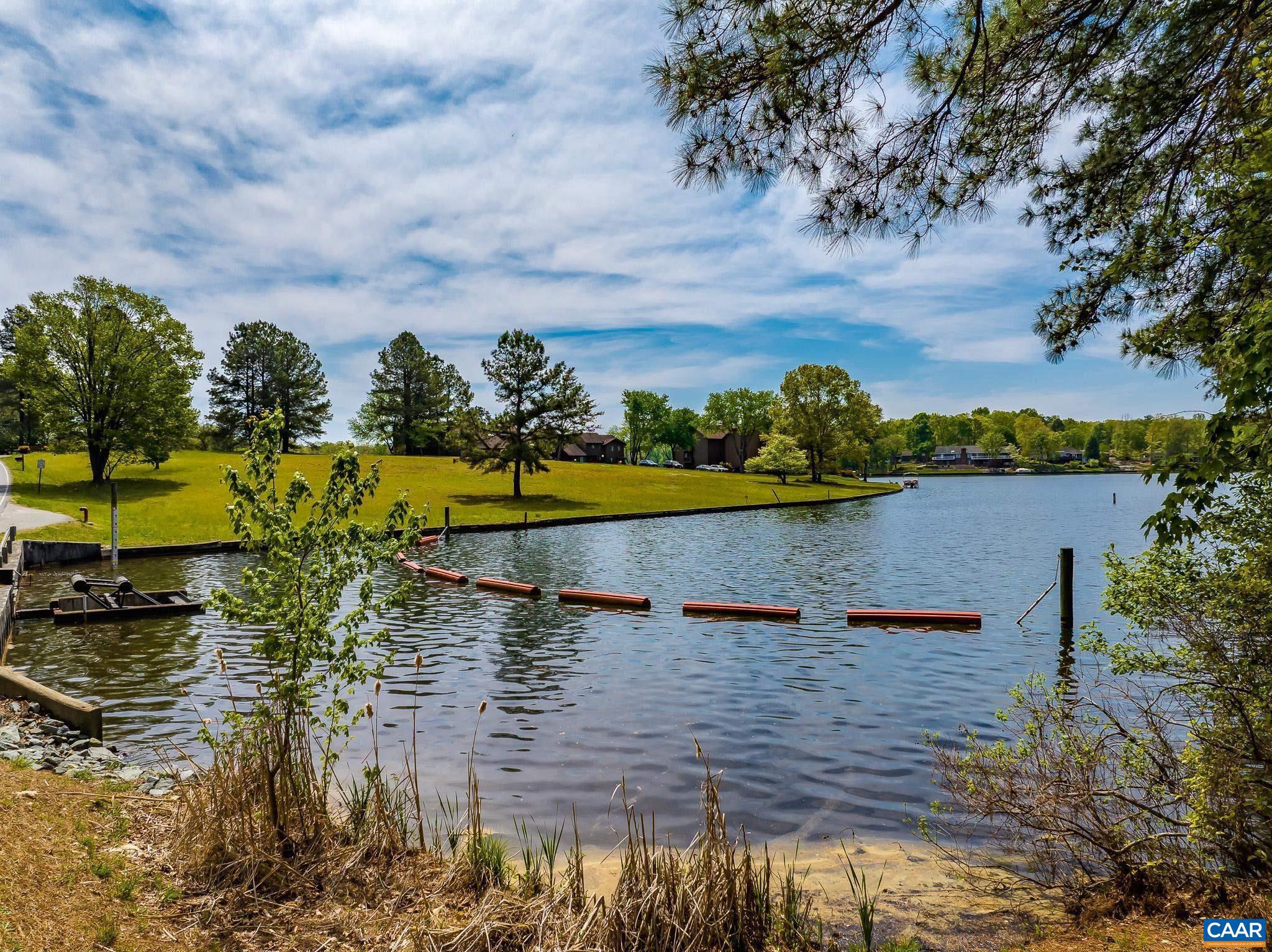 LAKE MONTICELLO - Residential