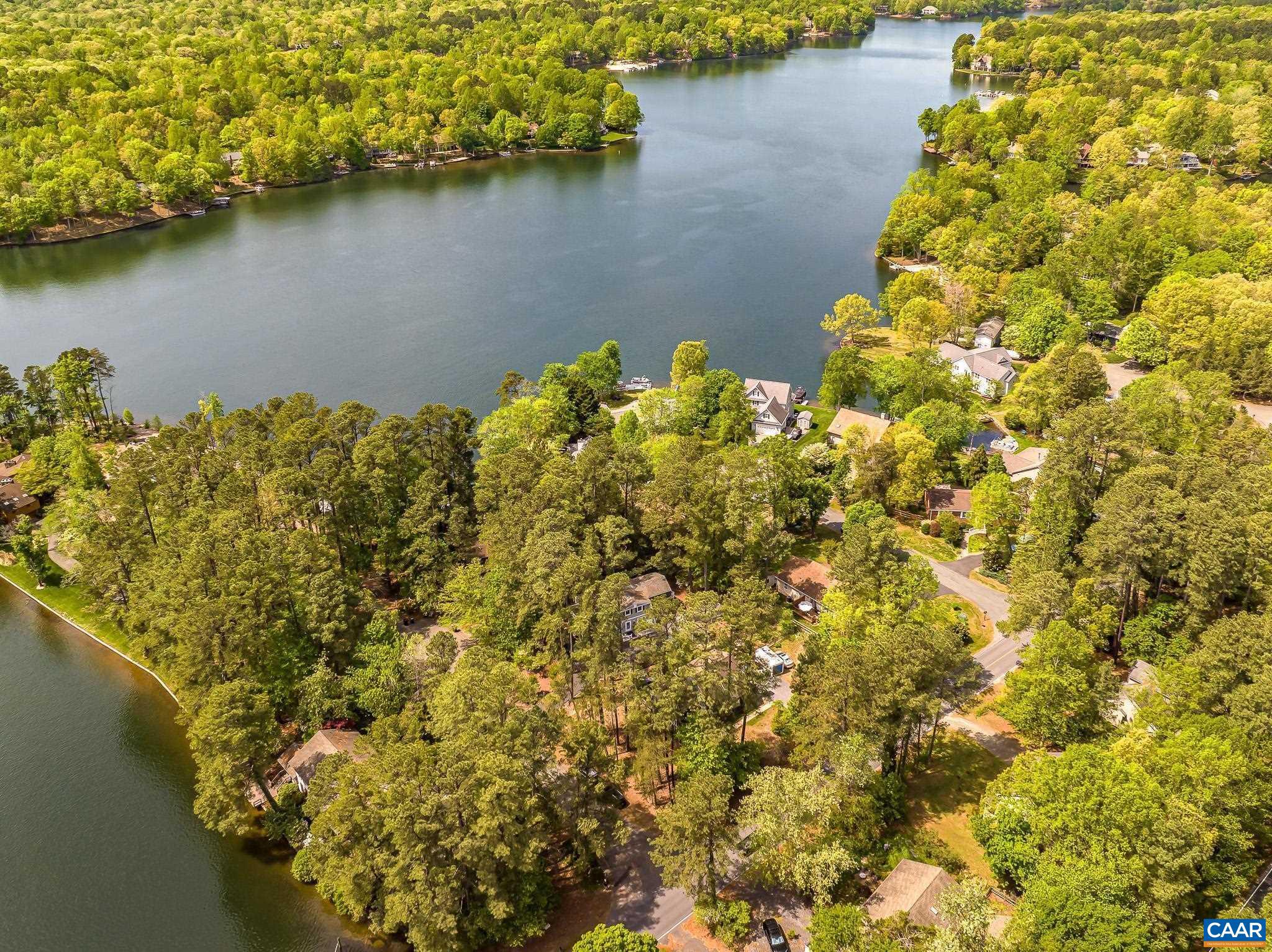 LAKE MONTICELLO - Residential