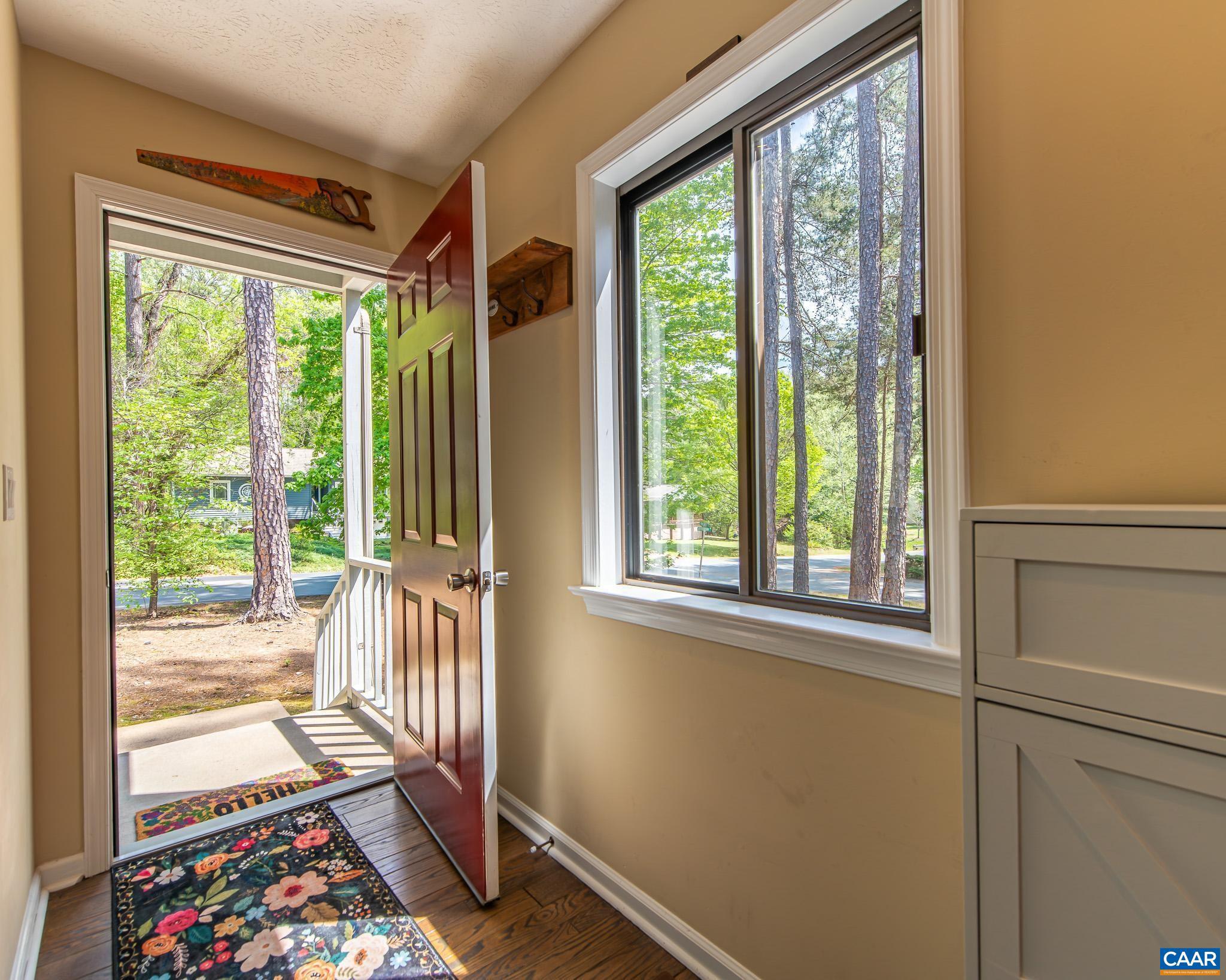 LAKE MONTICELLO - Residential