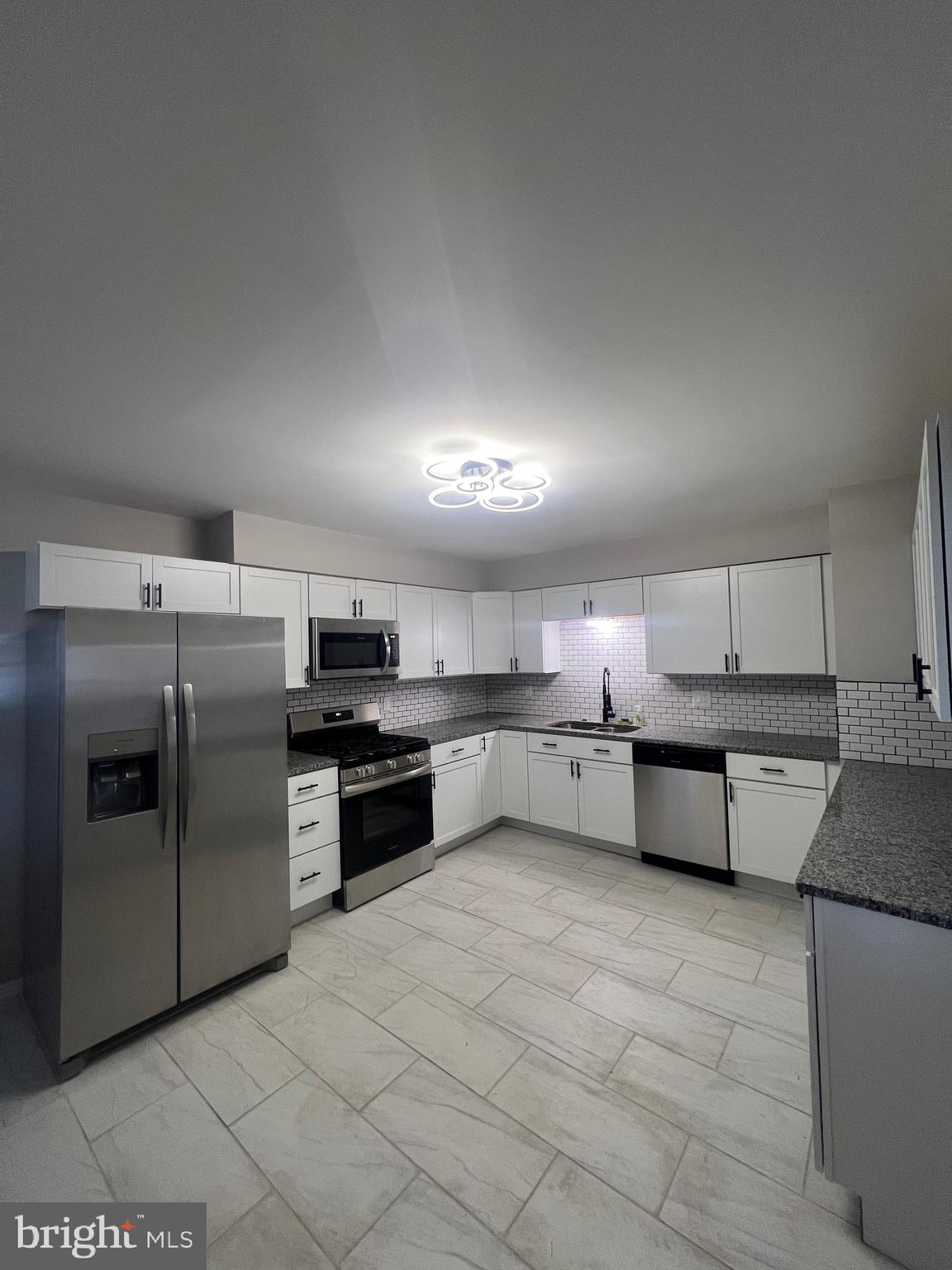 HAGERSTOWN - Residential