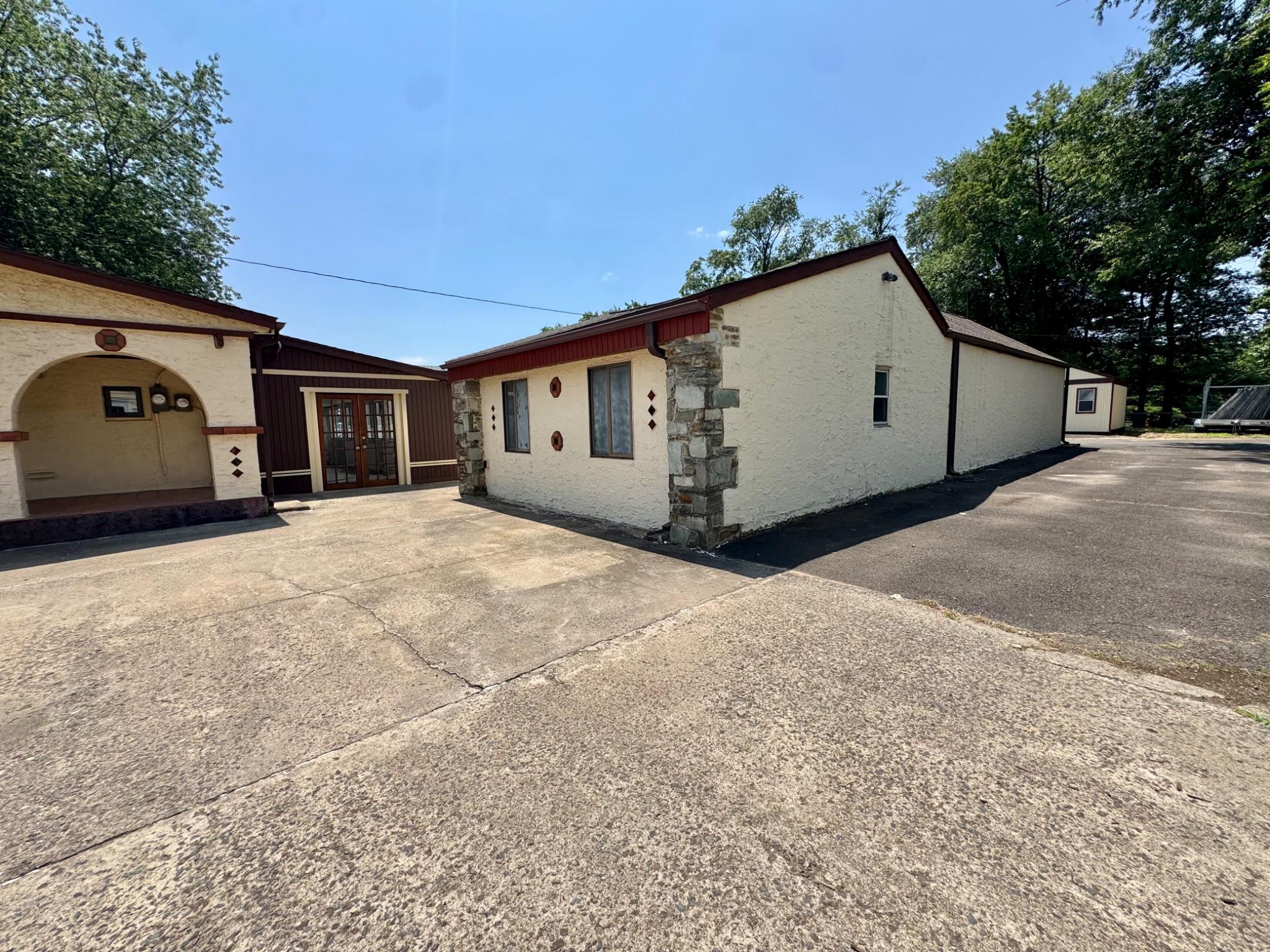 CORNWELL HGTS - Residential