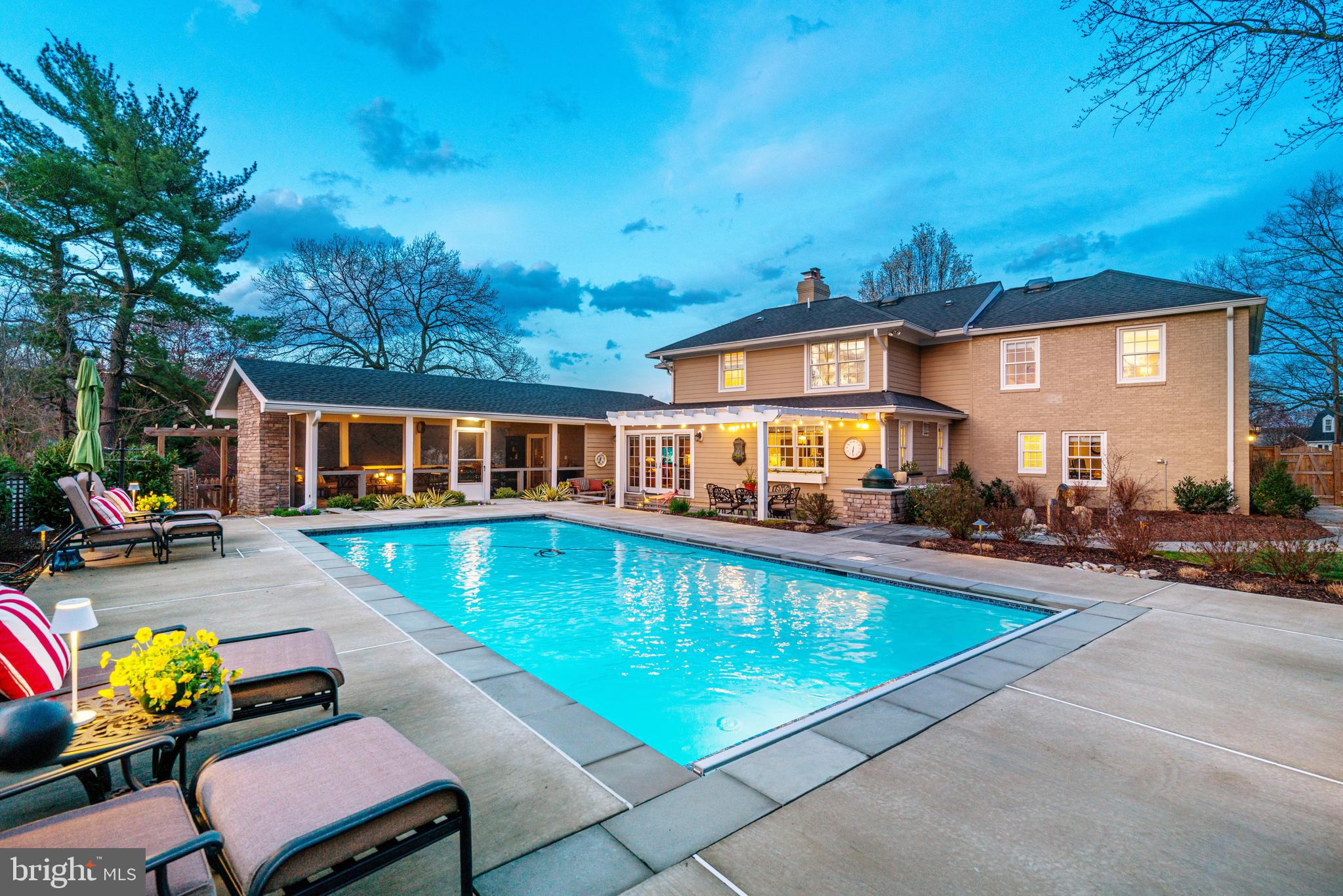 CLOVER - Residential