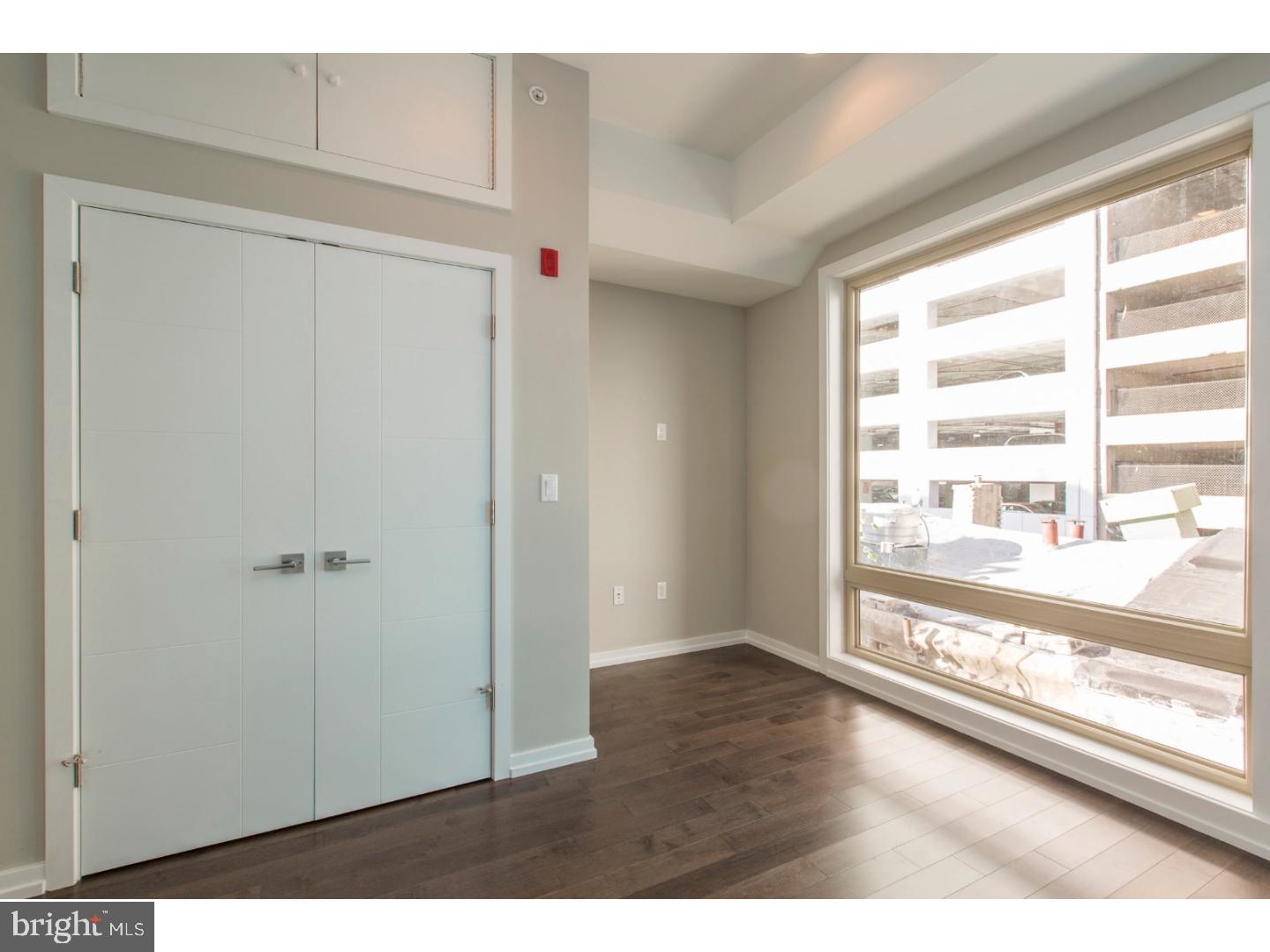 RITTENHOUSE SQUARE - Residential Income