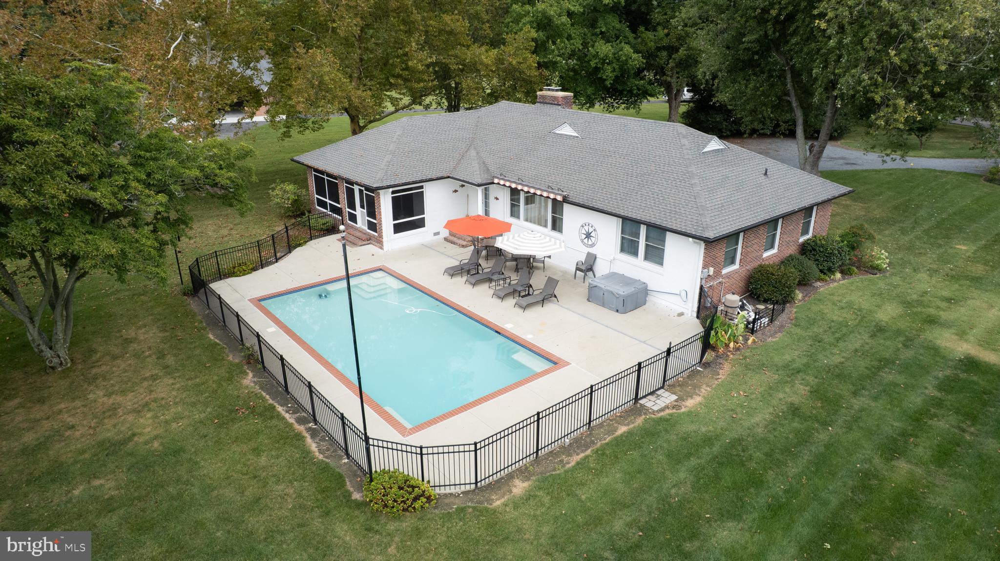 JENKINS CREEK - Residential