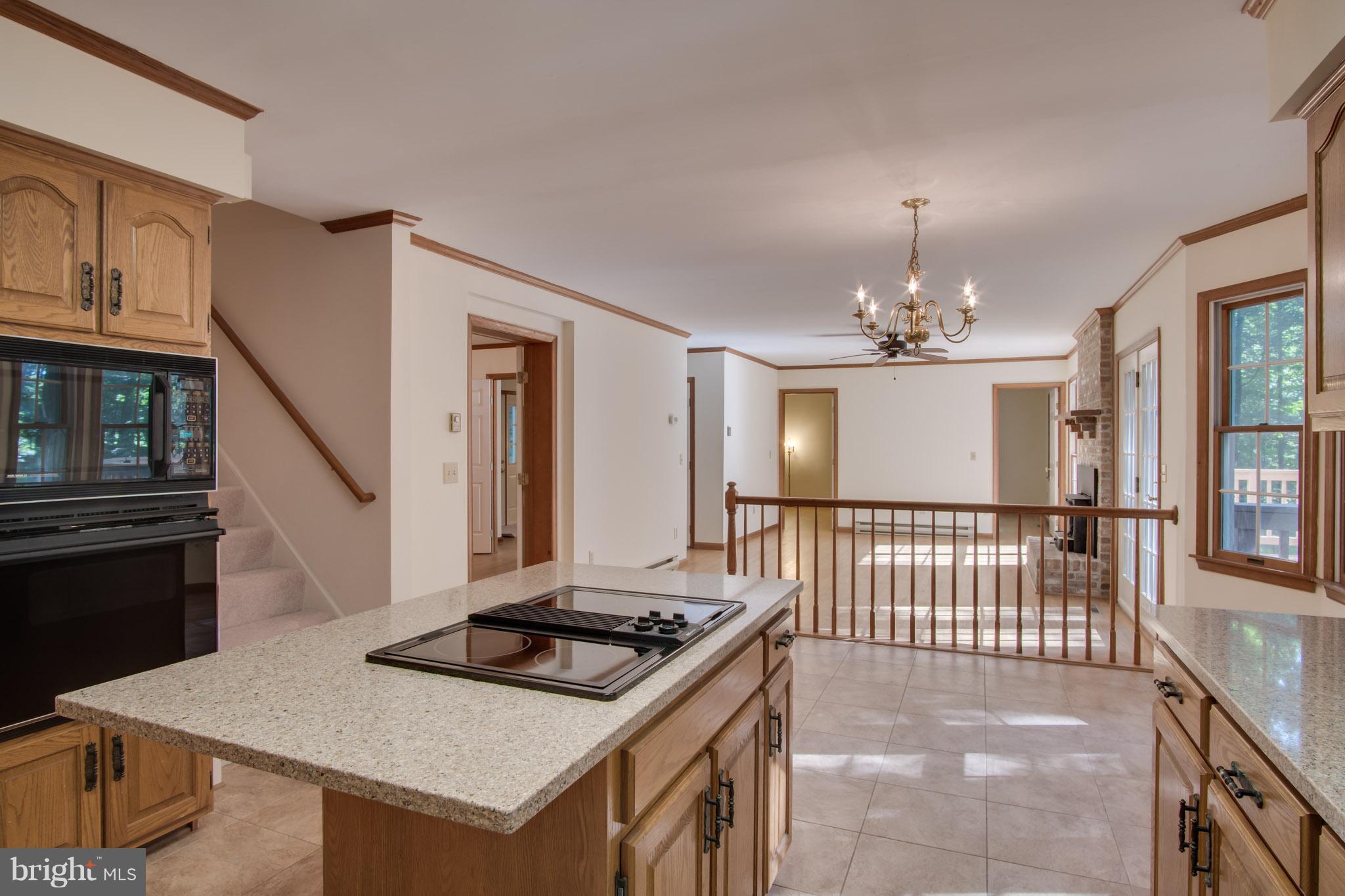 DAMASCUS OUTSIDE - Residential