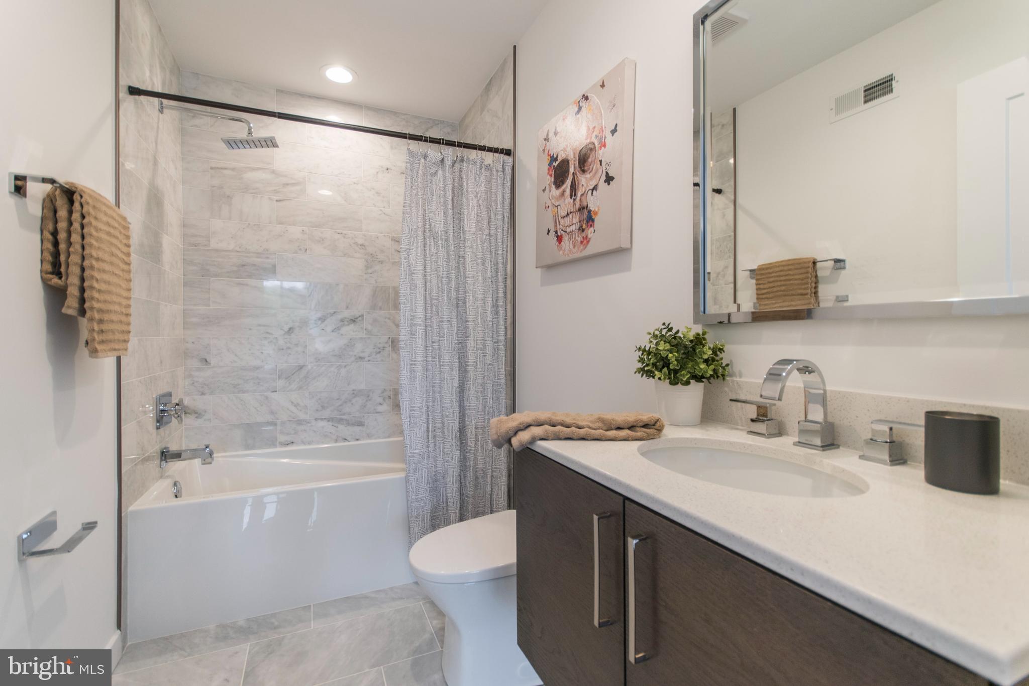 EAST FALLS - Residential