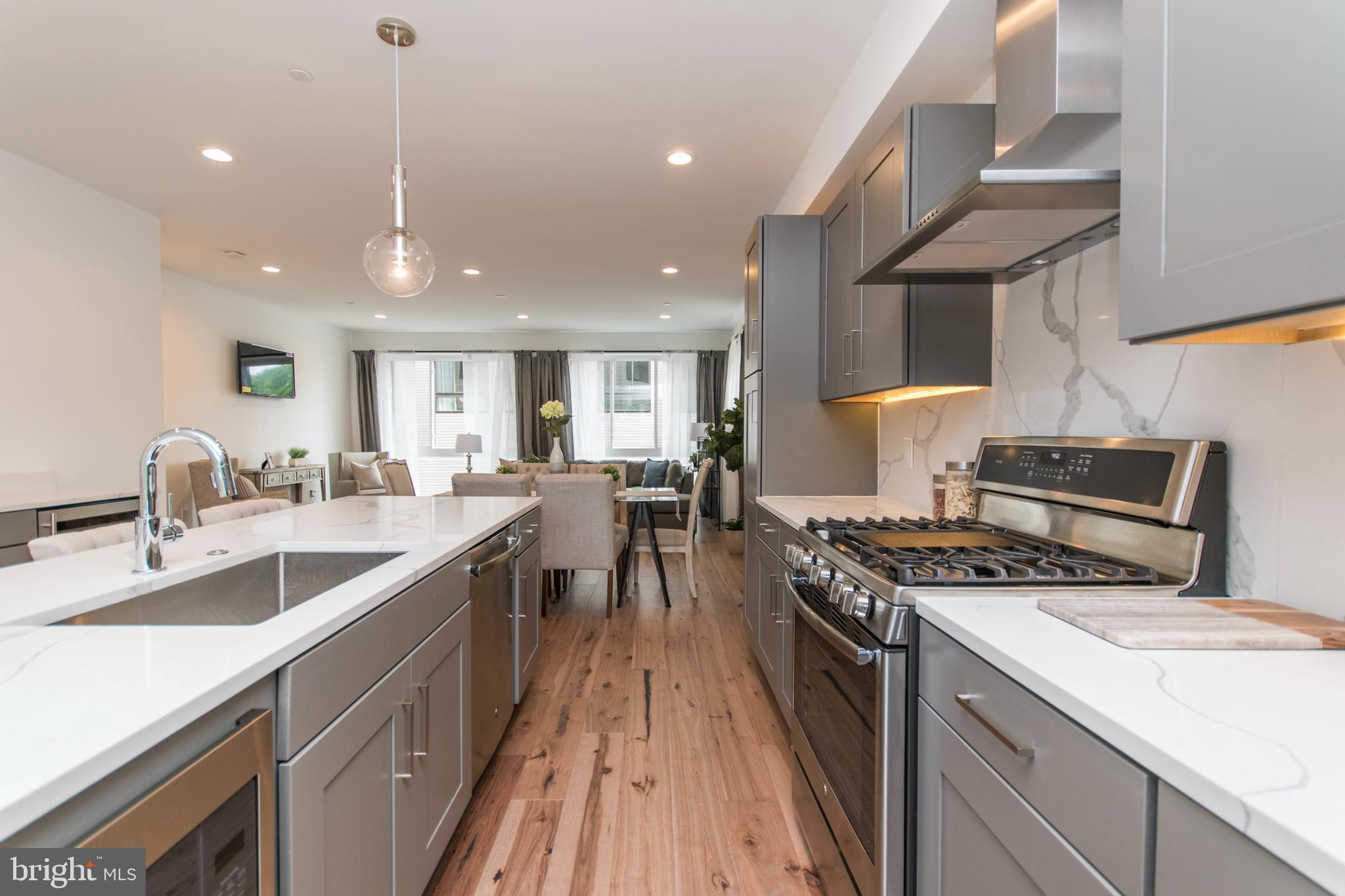 EAST FALLS - Residential