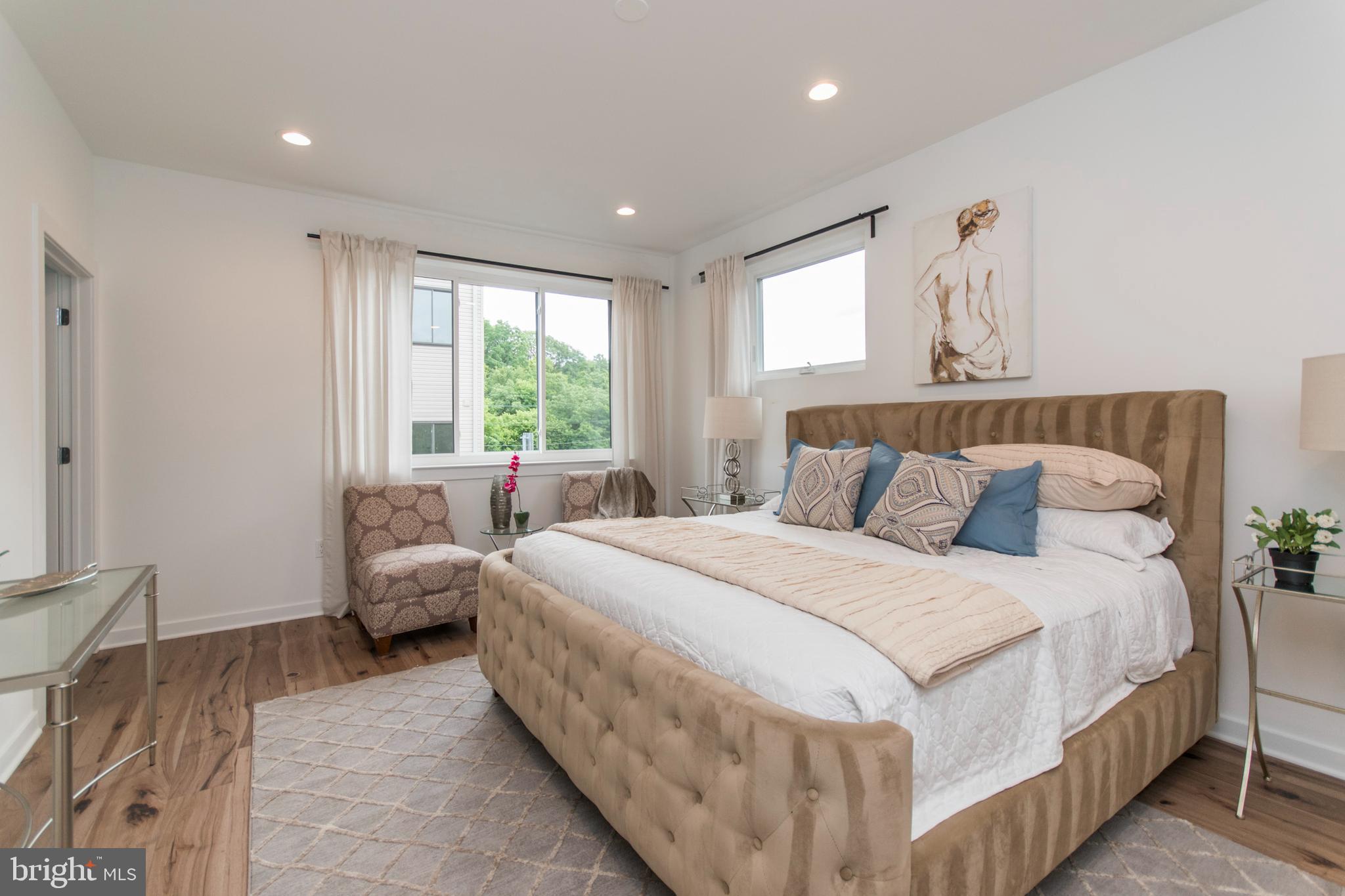 EAST FALLS - Residential