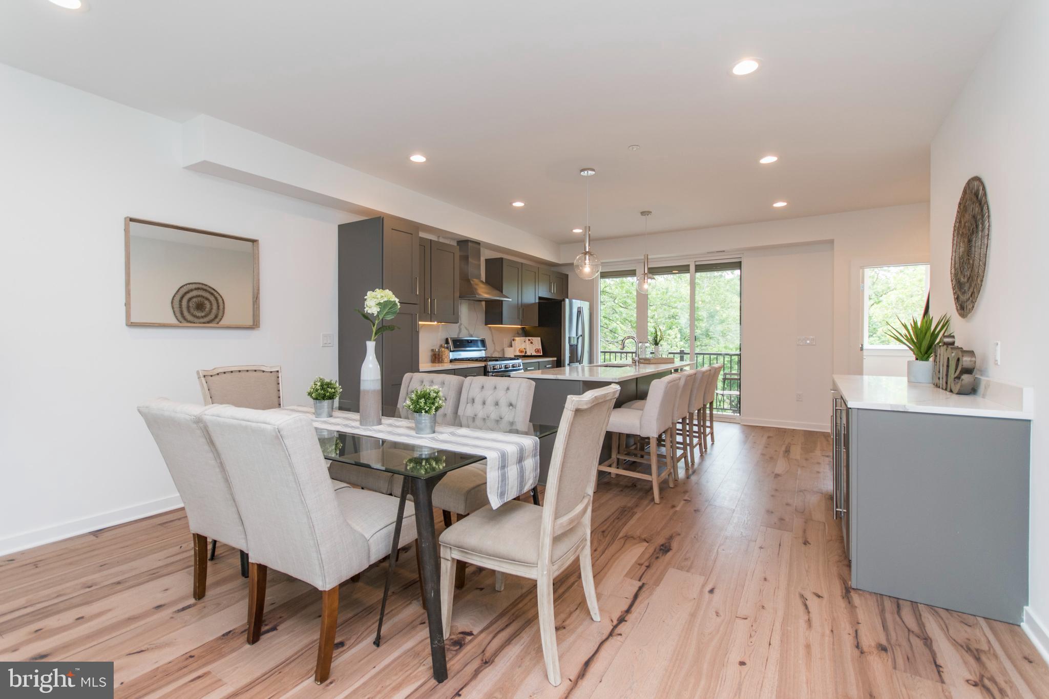 EAST FALLS - Residential