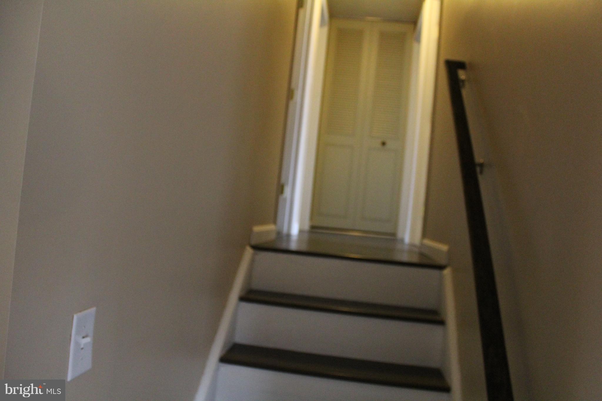 SHANNON SQUARE - Residential