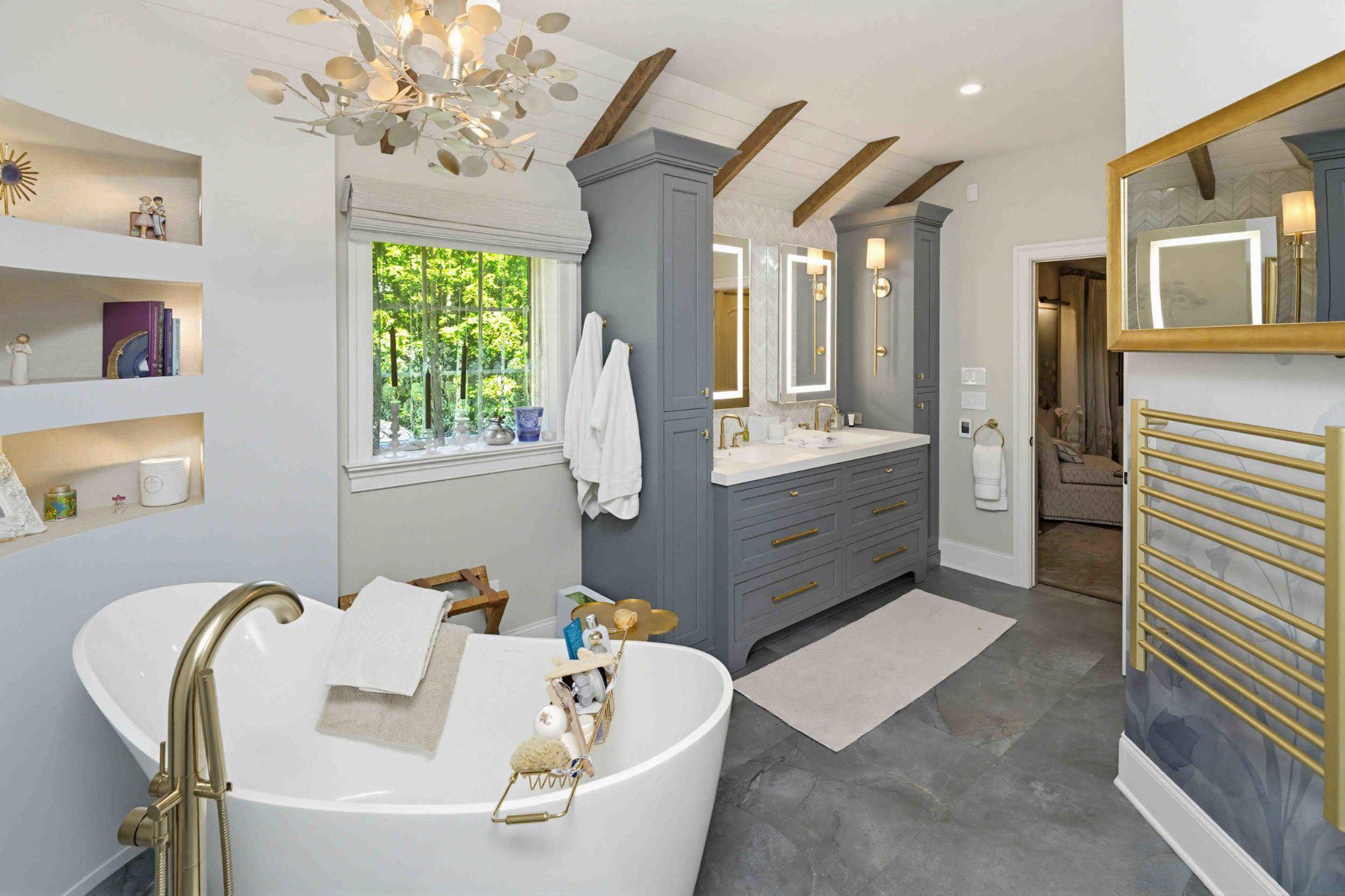 HUNTINGDON VALLEY - Residential