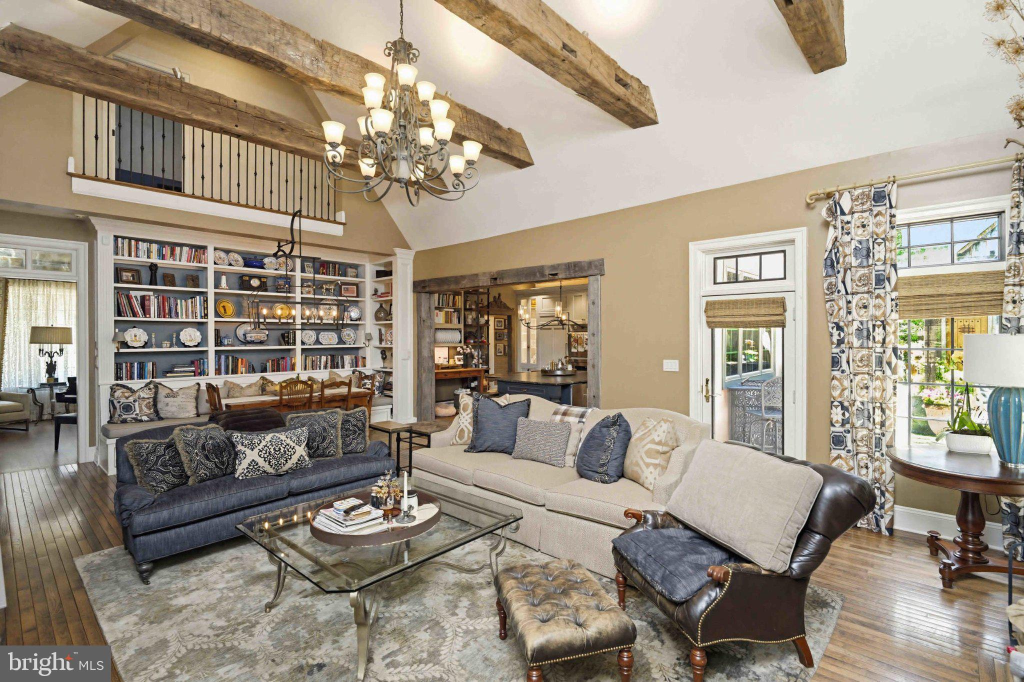 HUNTINGDON VALLEY - Residential