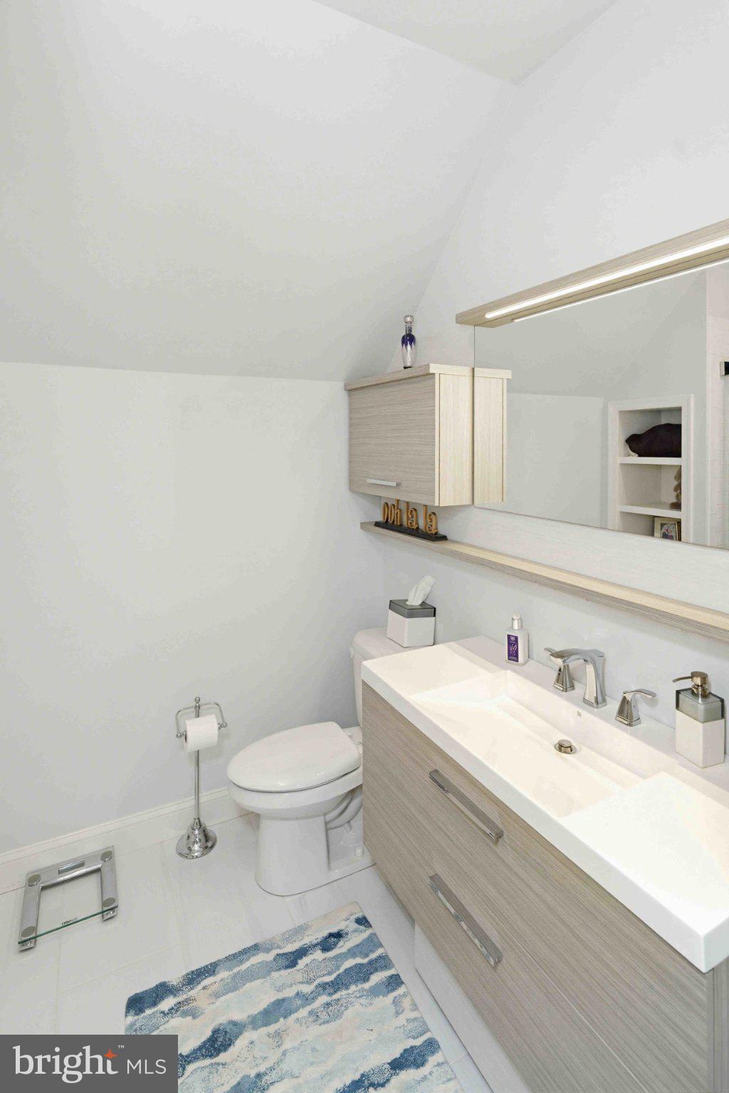 HUNTINGDON VALLEY - Residential