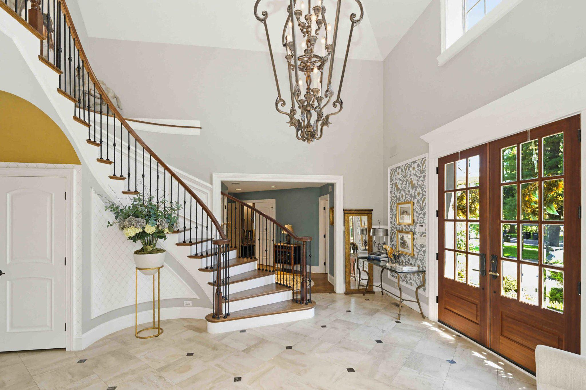 HUNTINGDON VALLEY - Residential