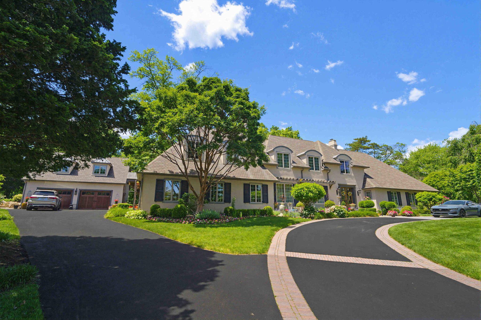 HUNTINGDON VALLEY - Residential