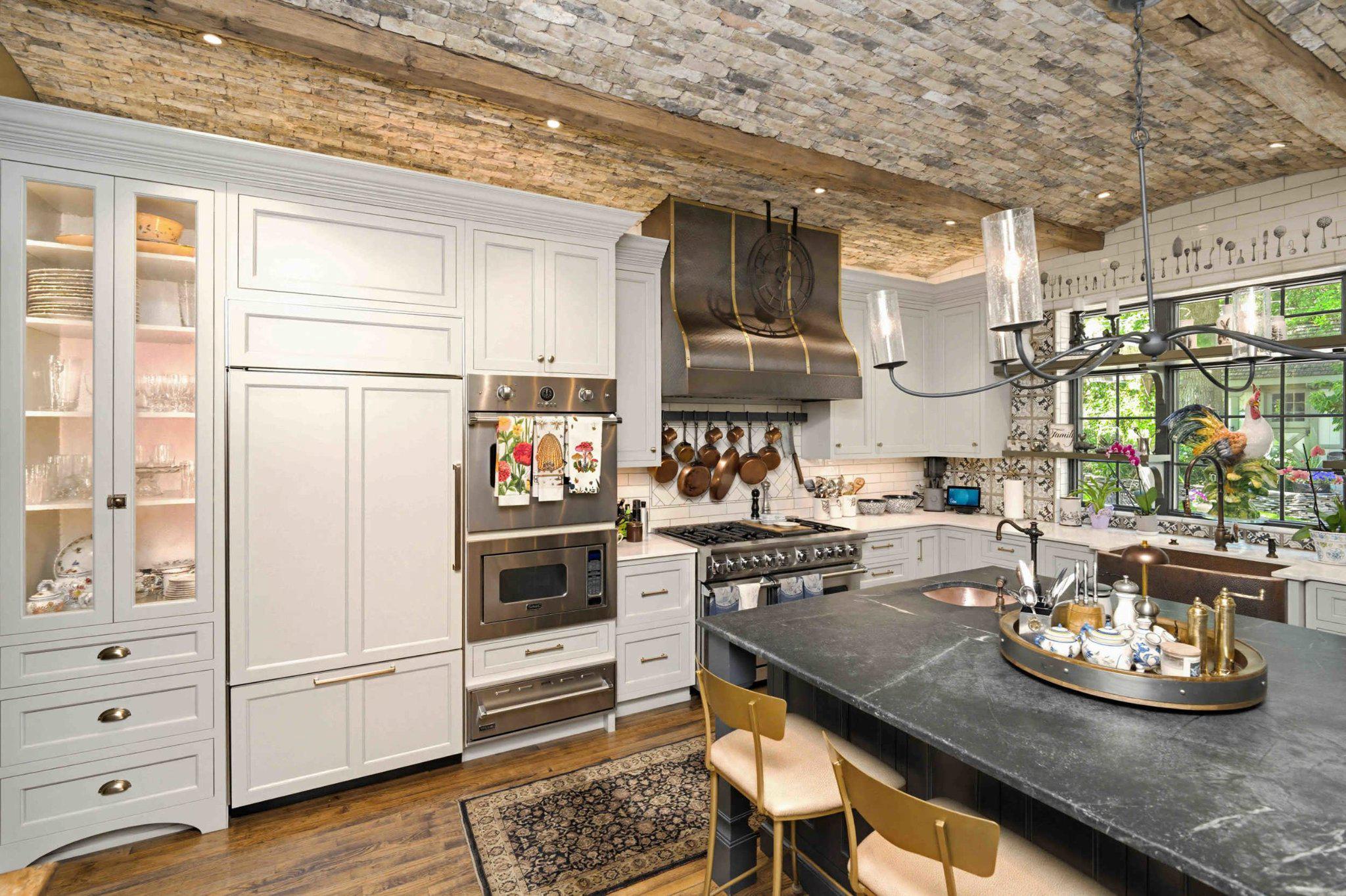HUNTINGDON VALLEY - Residential
