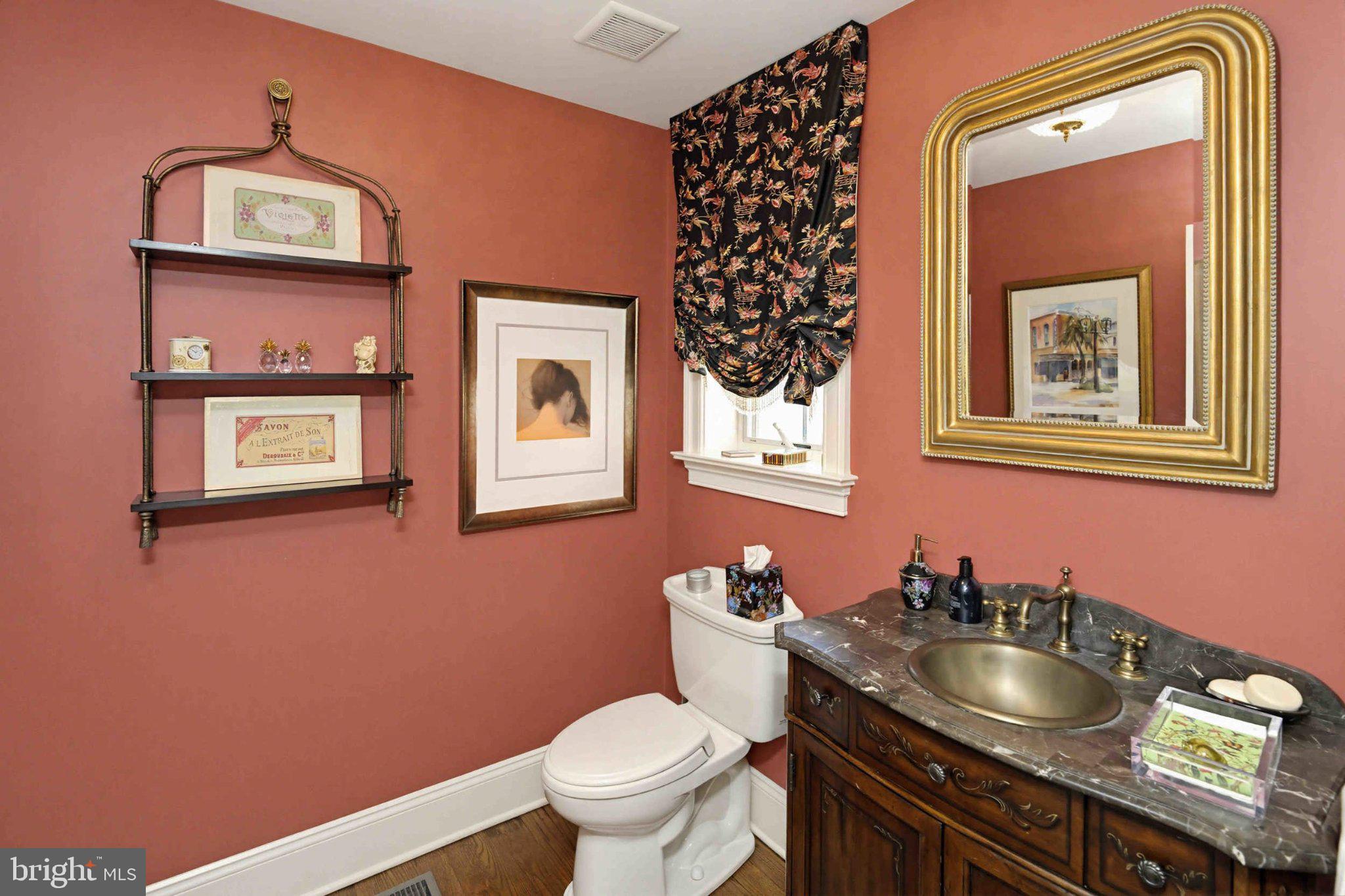 HUNTINGDON VALLEY - Residential