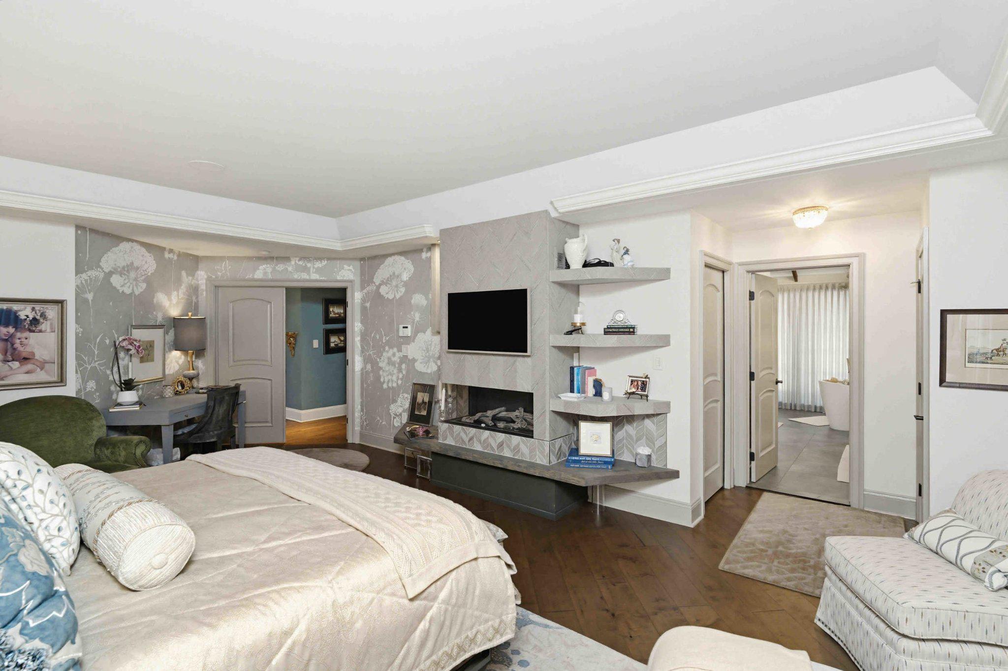 HUNTINGDON VALLEY - Residential