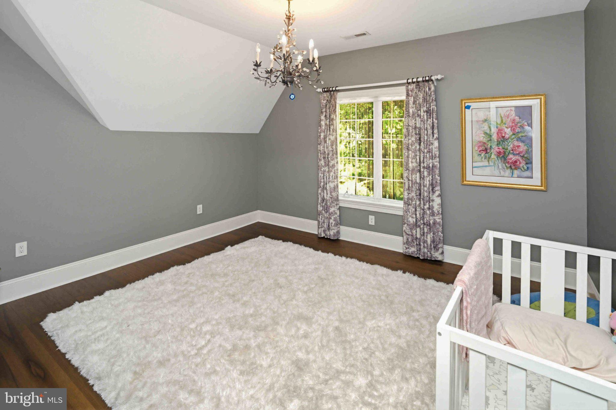 HUNTINGDON VALLEY - Residential