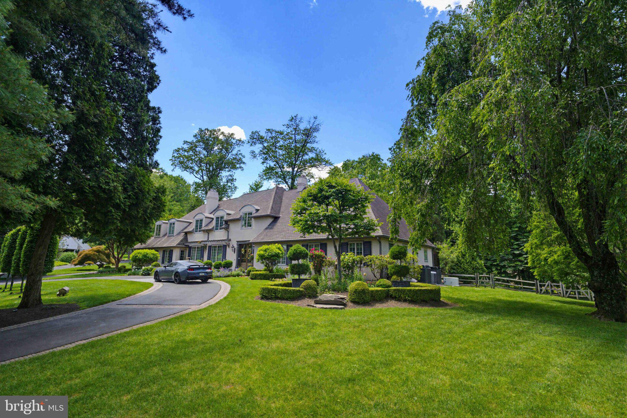 HUNTINGDON VALLEY - Residential