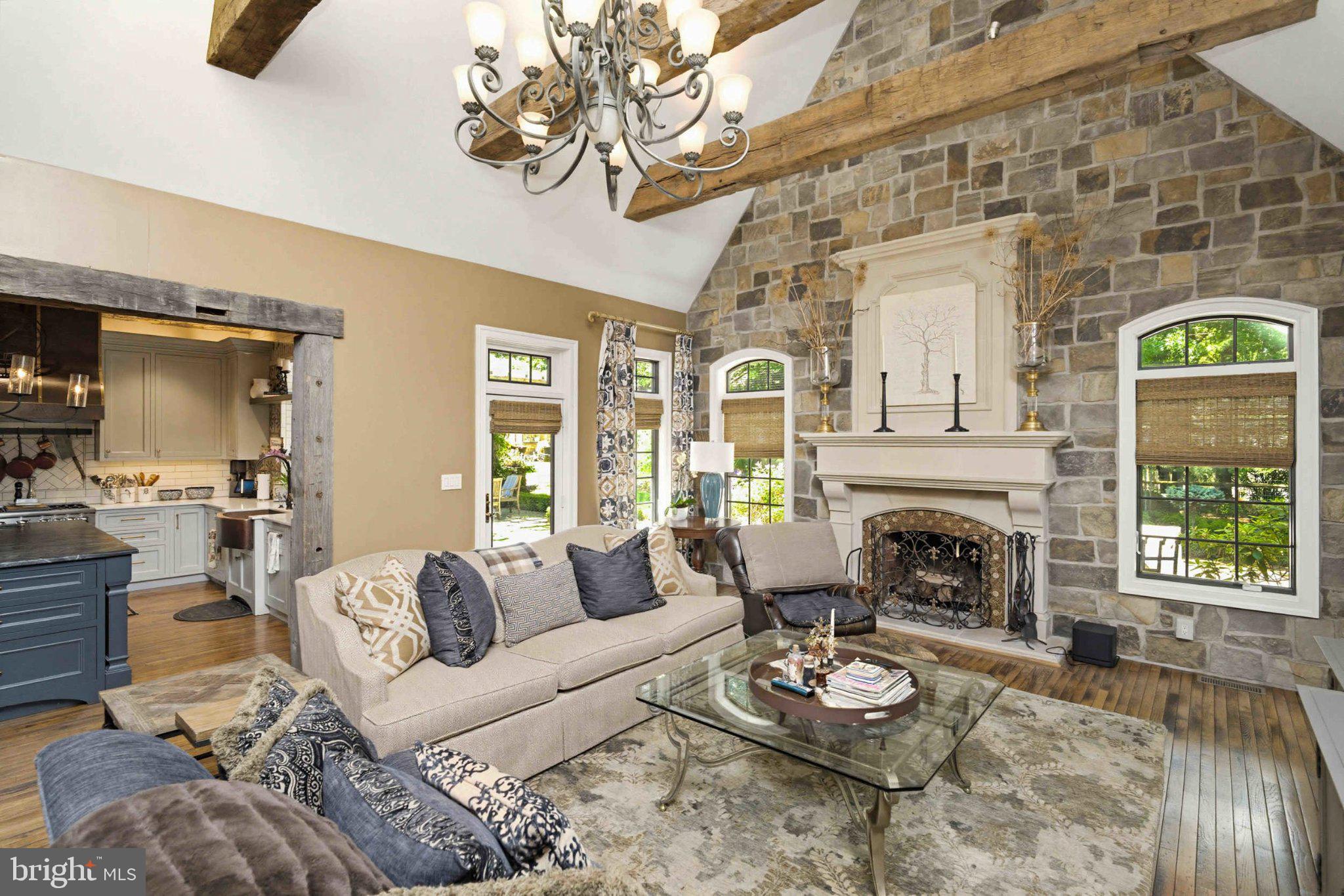 HUNTINGDON VALLEY - Residential