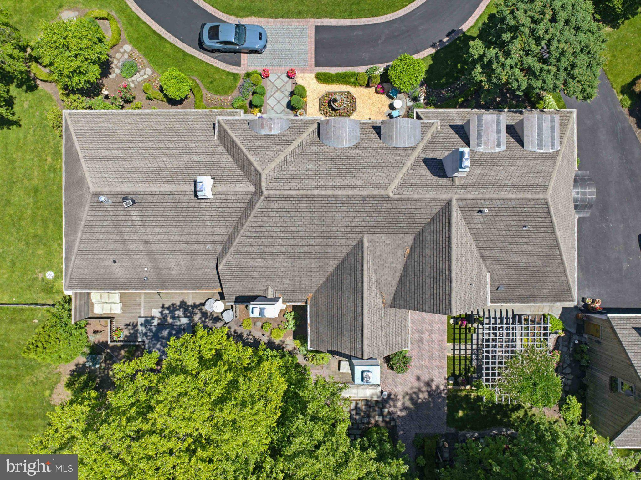 HUNTINGDON VALLEY - Residential