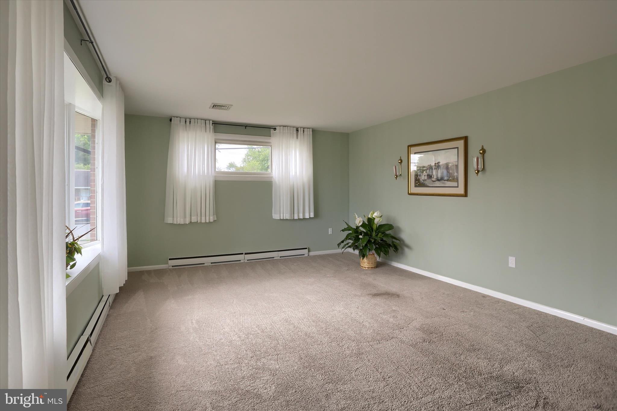 ORCHARD CREST - Residential