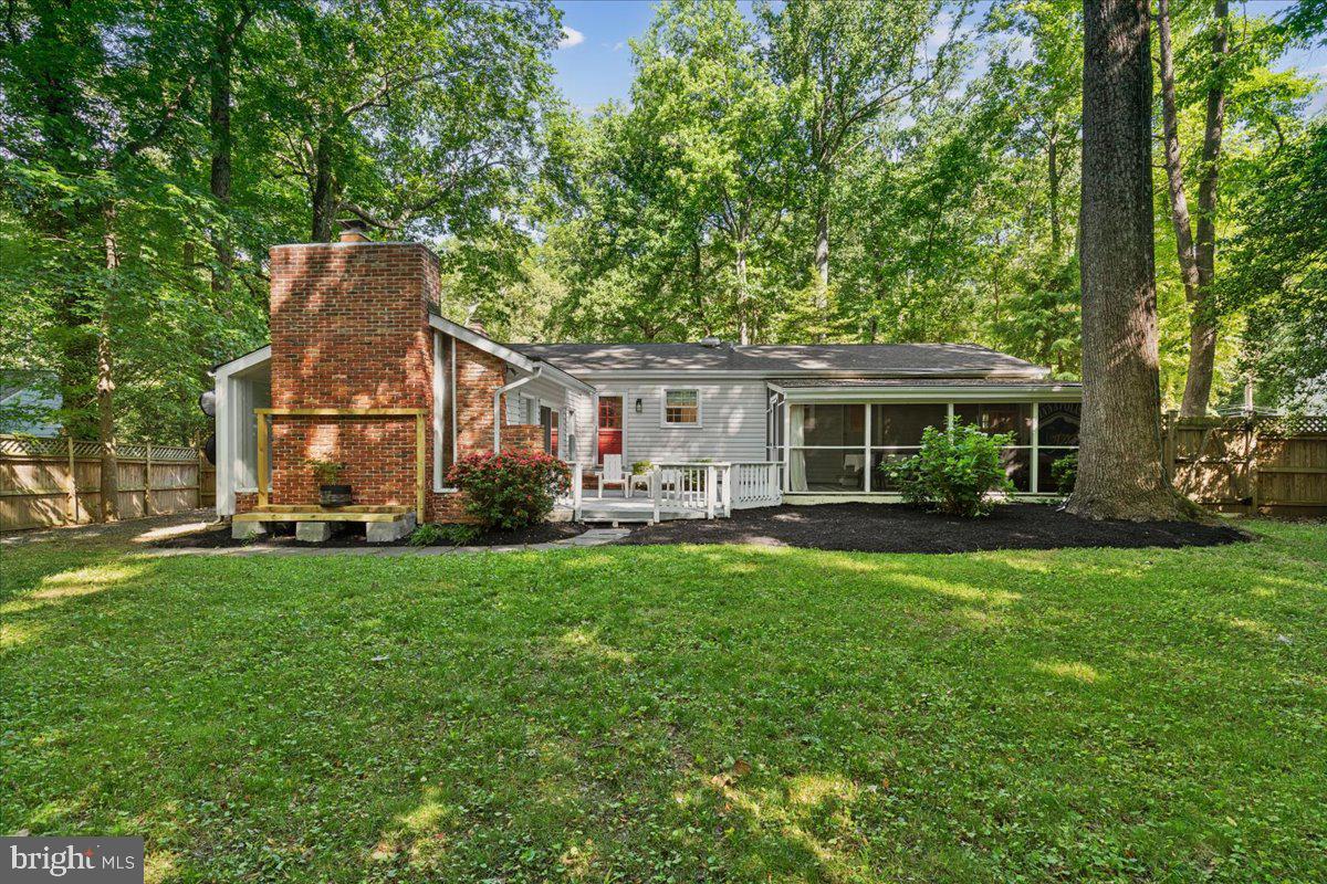 ANNAPOLIS ROADS - Residential
