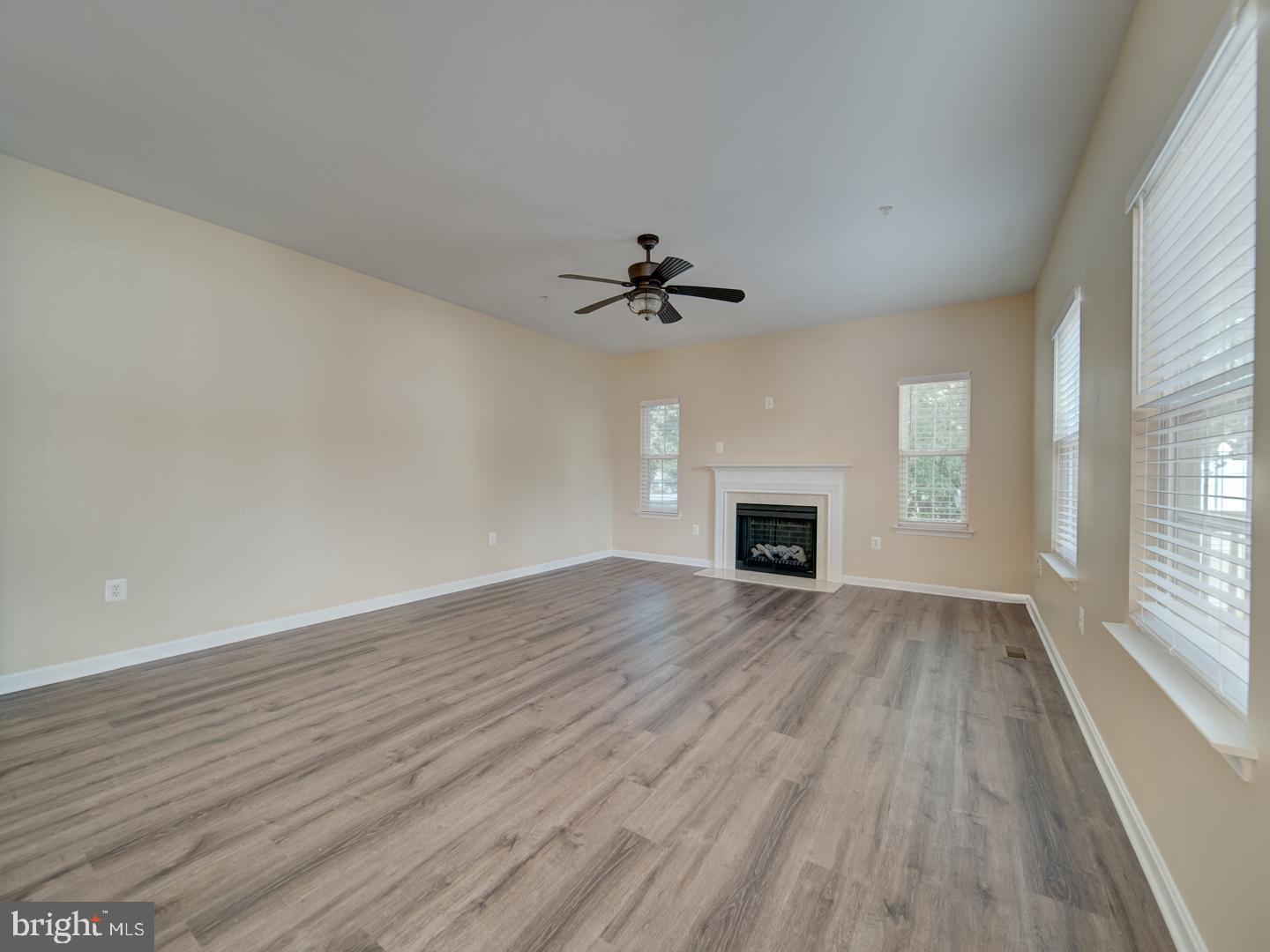 SUMMERWOOD-PLAT EIGHT> - Residential