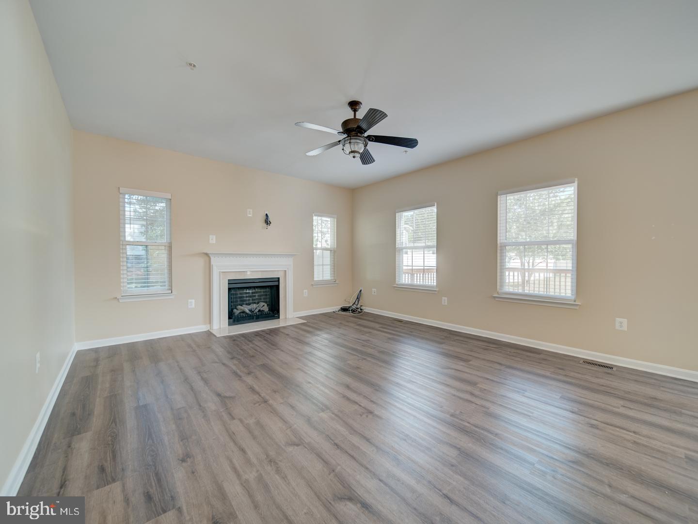 SUMMERWOOD-PLAT EIGHT> - Residential