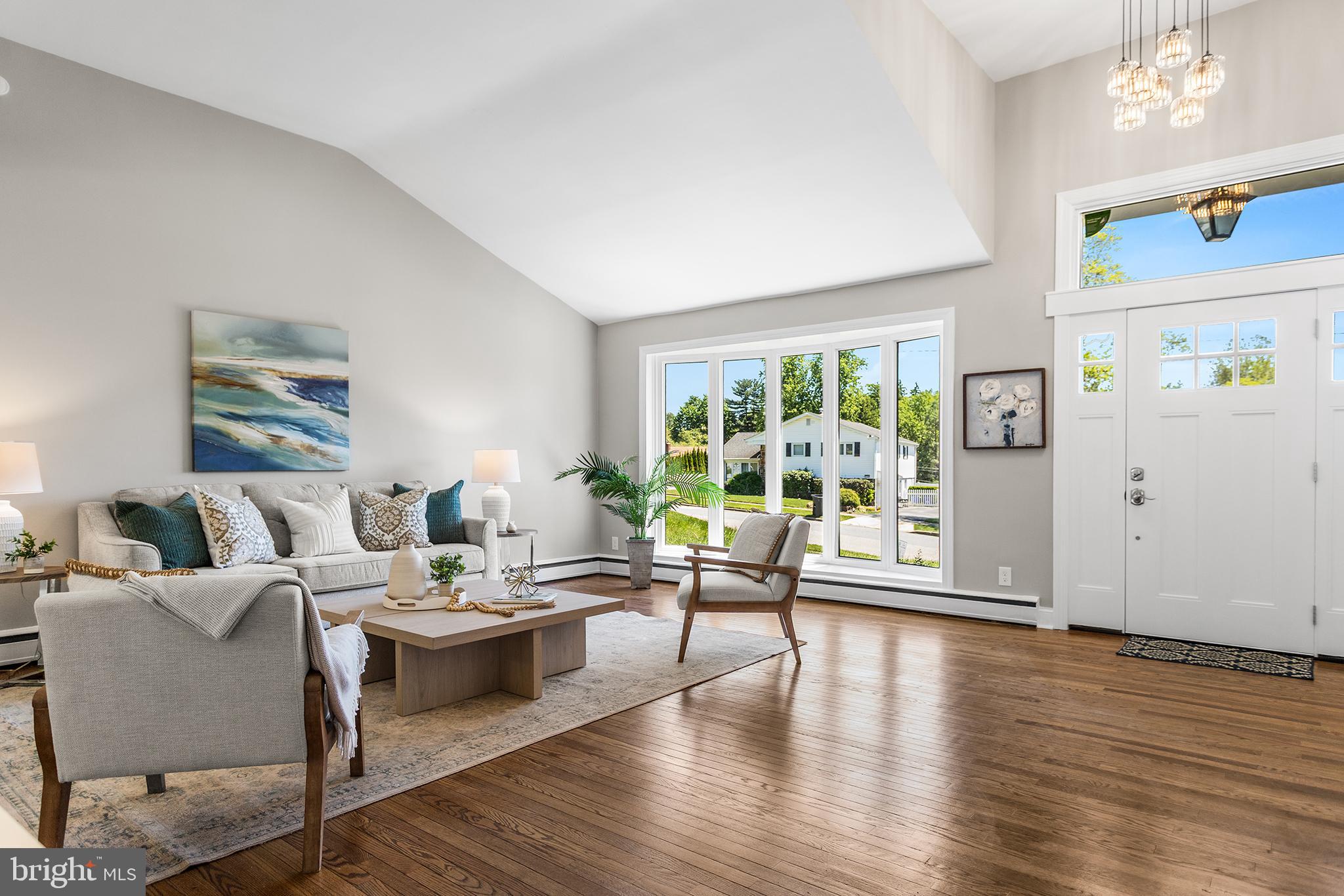 MARILYN PARK - Residential