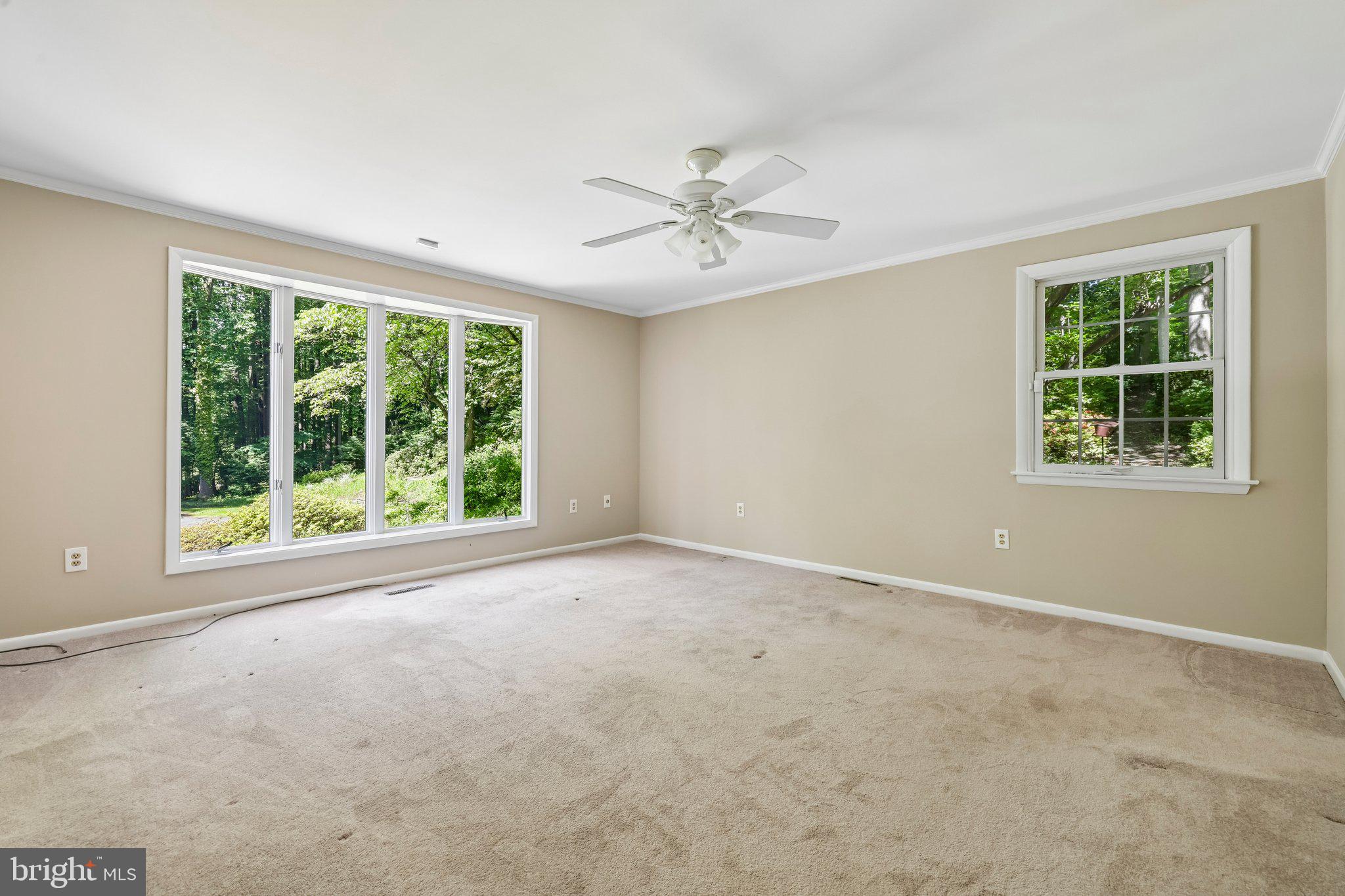 HONEYSUCKLE HILL - Residential