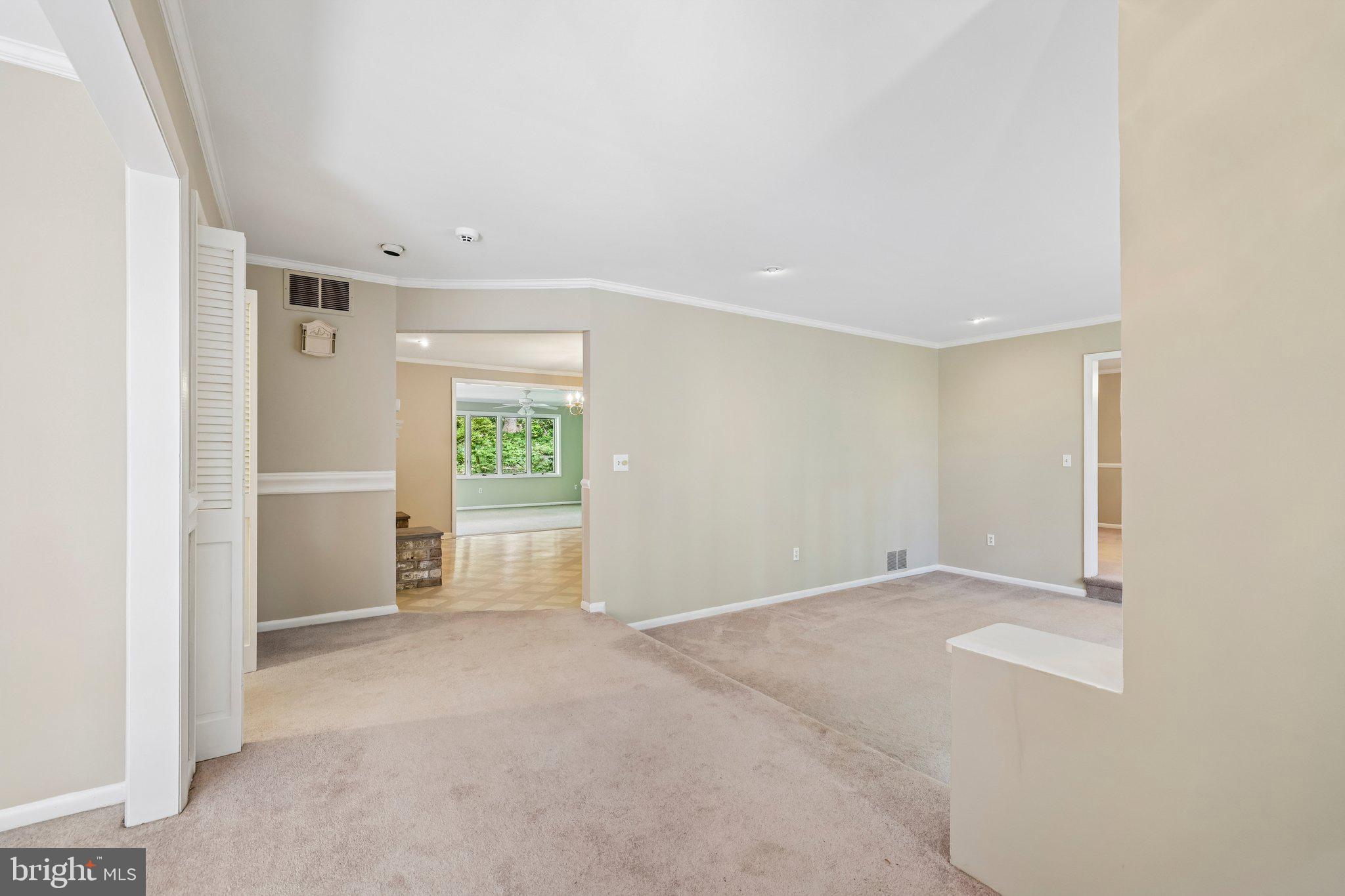 HONEYSUCKLE HILL - Residential