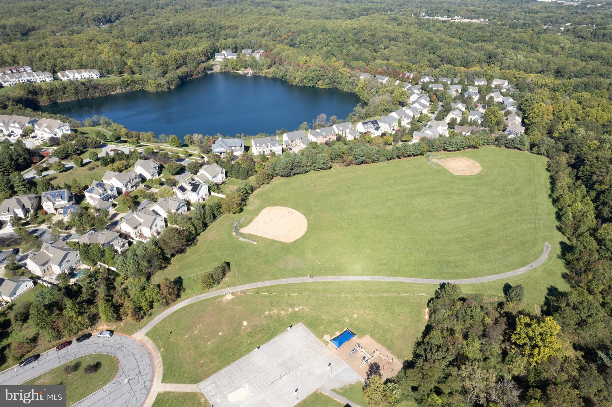 STONE LAKE - Residential