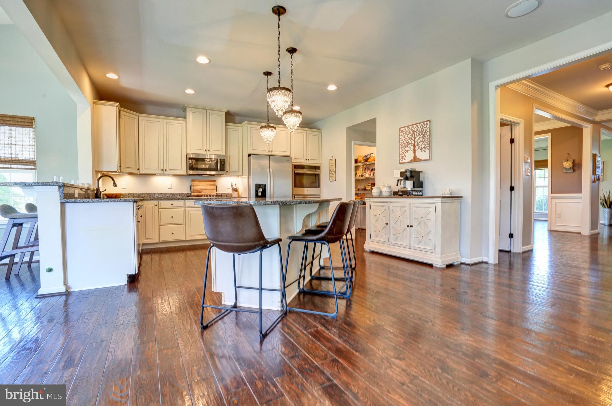 PRES AT MONTGOMERY - Residential