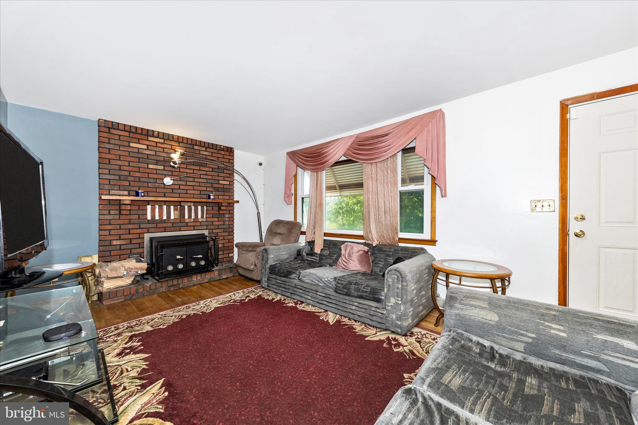 CAMELOT - Residential