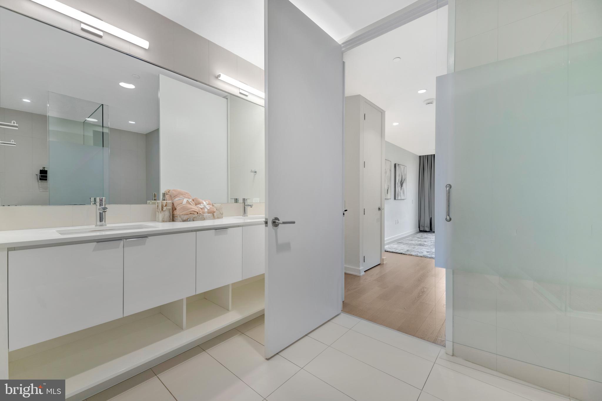 WESTLIGHT - Residential