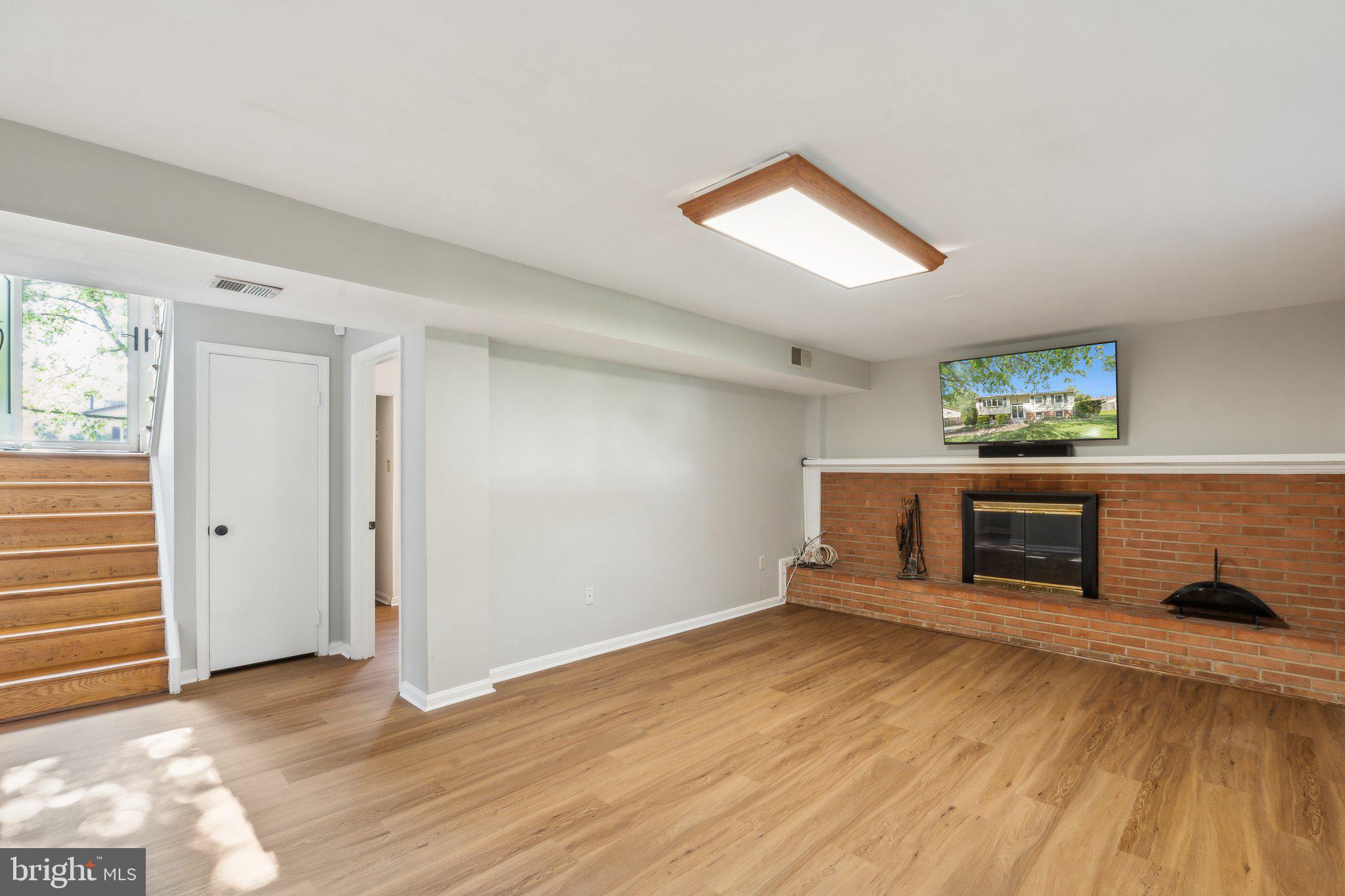 RIDGE VIEW ESTATES - Residential