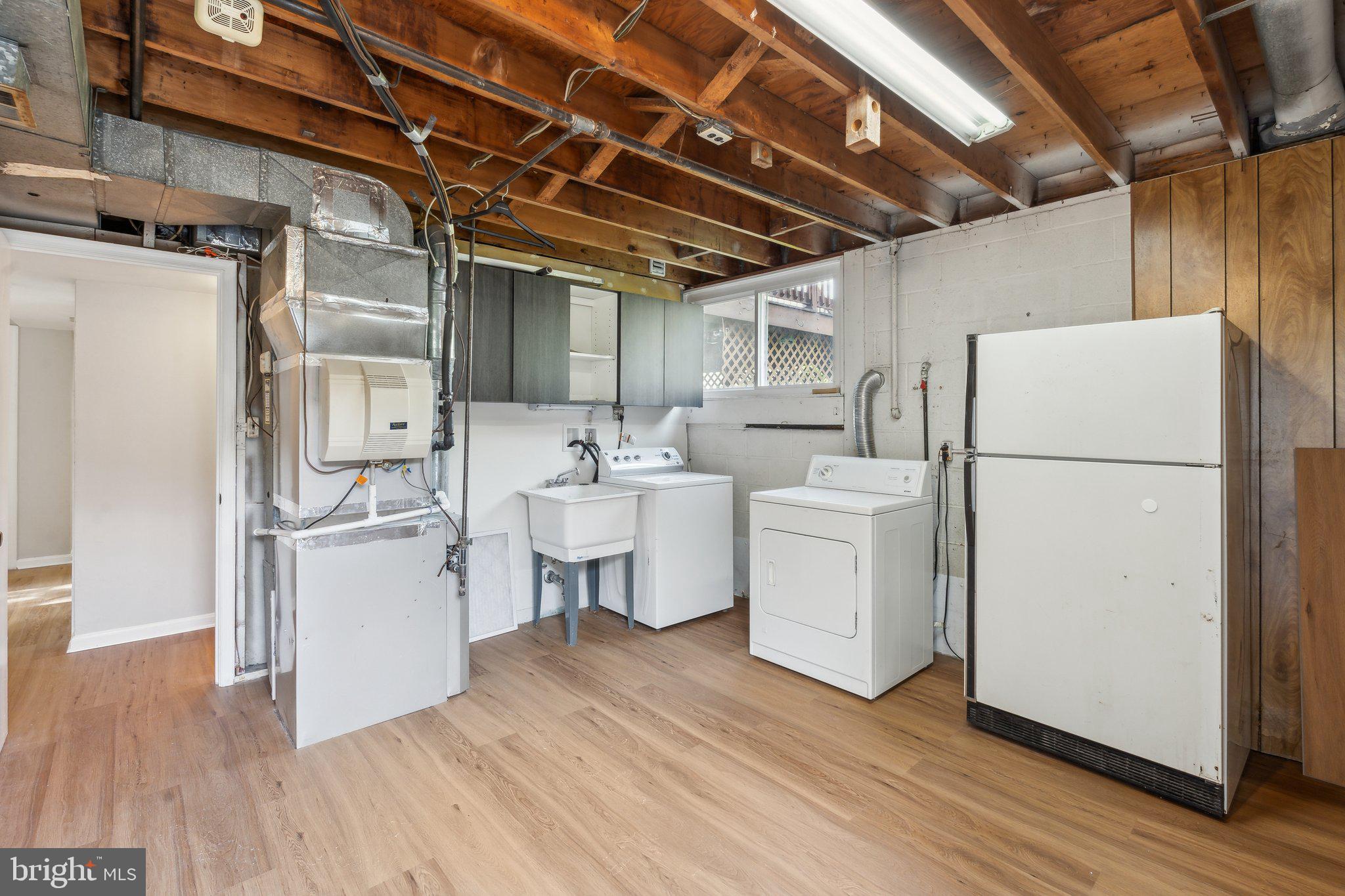 RIDGE VIEW ESTATES - Residential