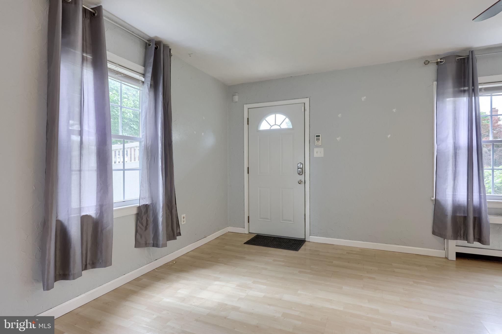 LANCASTER - Residential